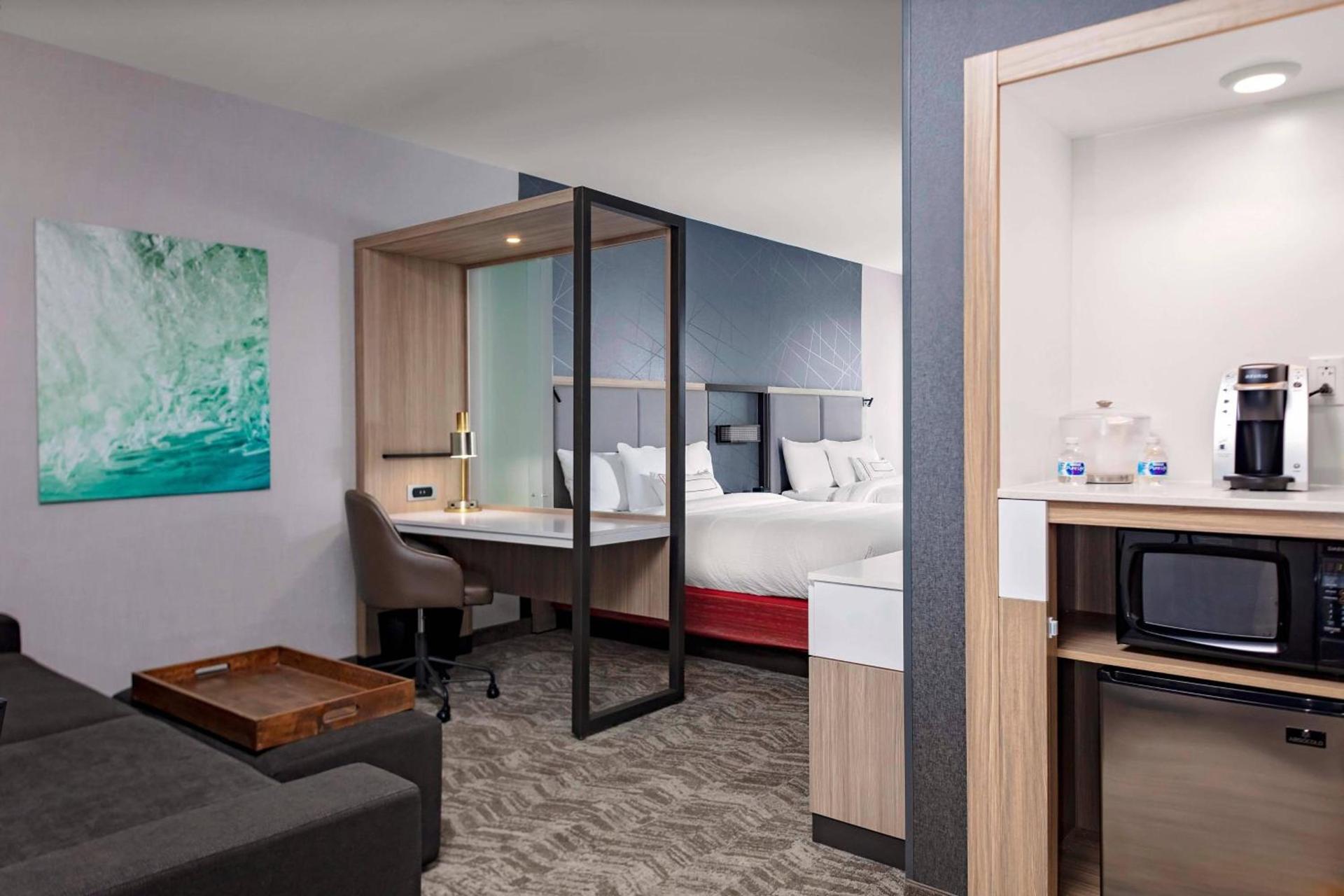 SpringHill Suites by Marriott Kansas City Plaza photo 6