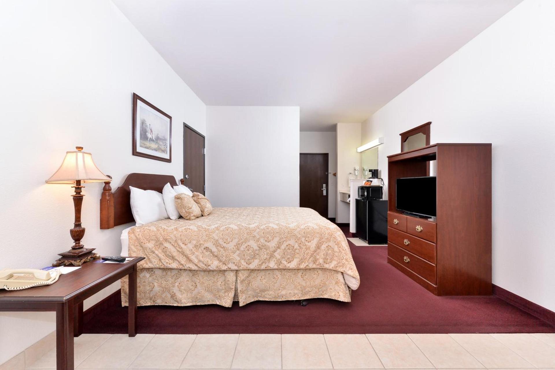 Americas Best Value Inn Somerville Texas photo 14
