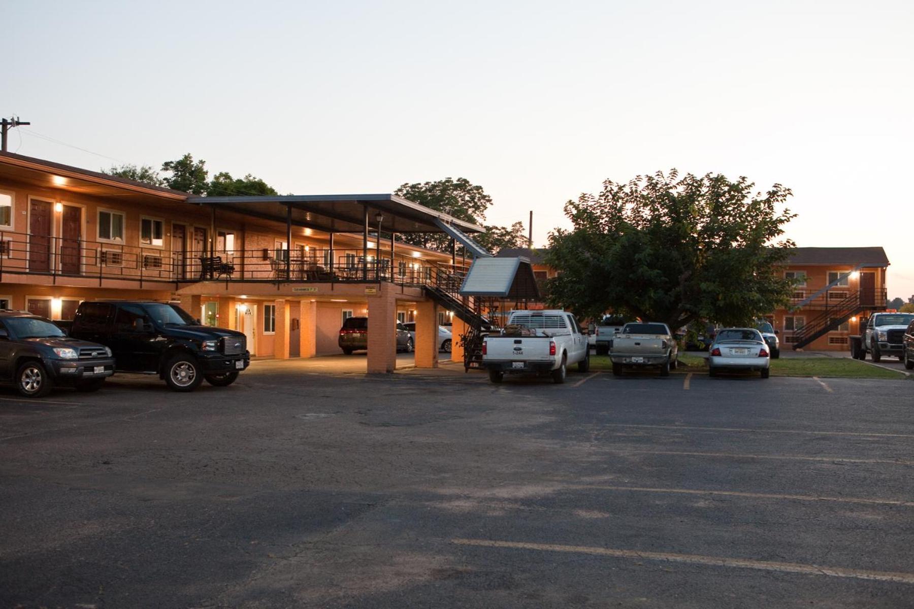 Bostonian Inn photo 2