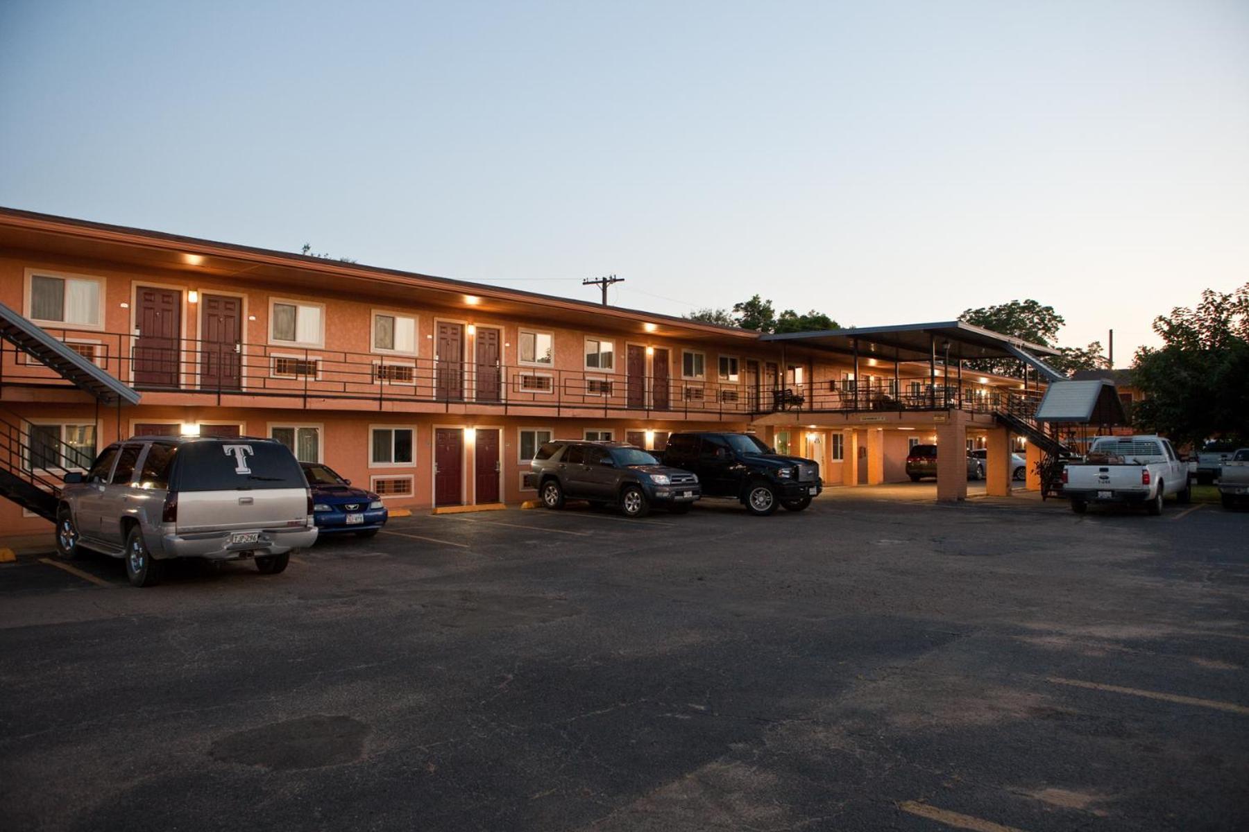 Bostonian Inn — hotel in New Boston