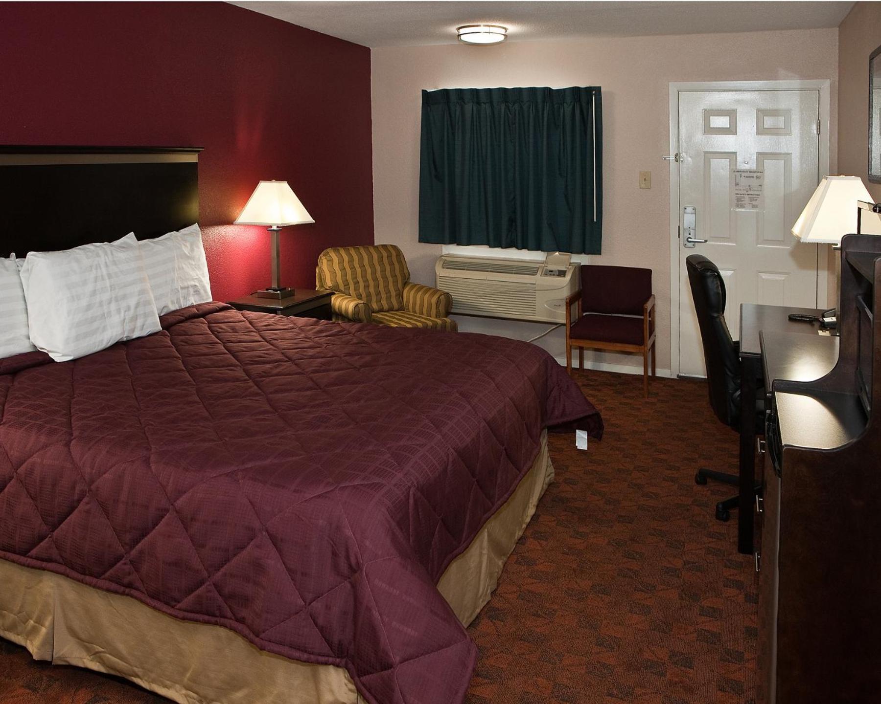 Bostonian Inn photo 11