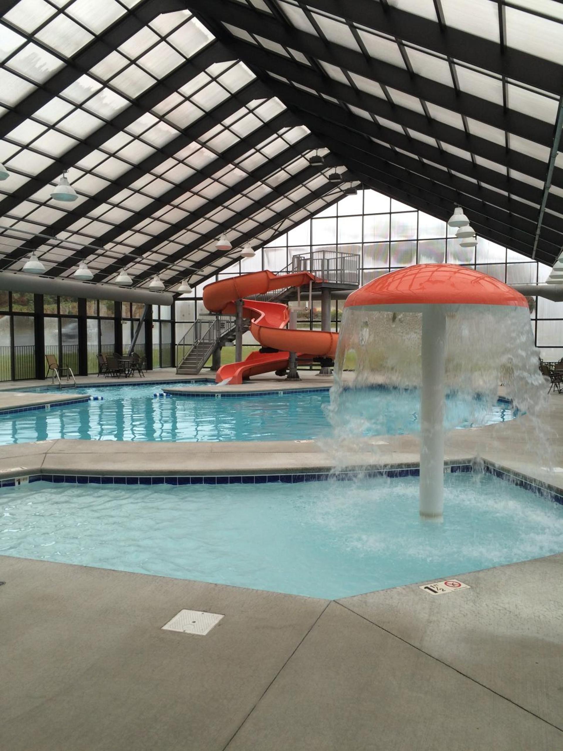 Grand Smokies Resort Lodge Pigeon Forge photo 7
