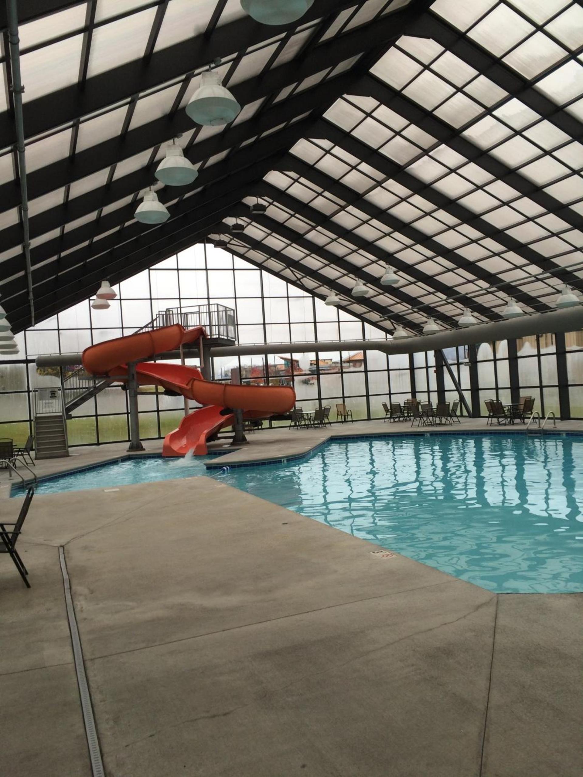 Grand Smokies Resort Lodge Pigeon Forge photo 8