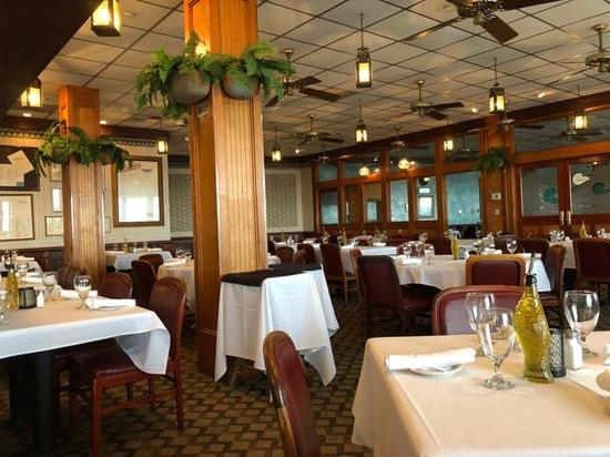 Gaido's Seaside Inn photo 26