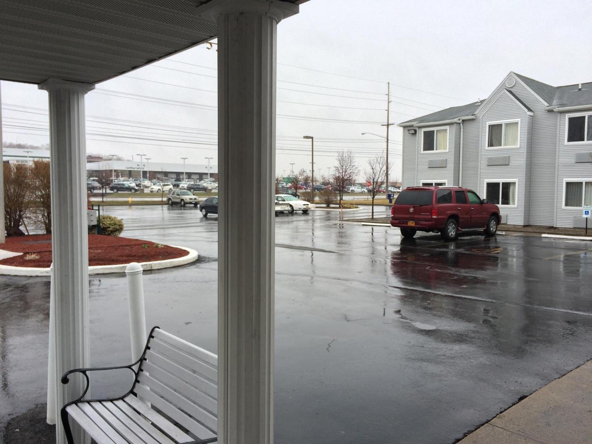 Baymont by Wyndham Henrietta - Rochester photo 7