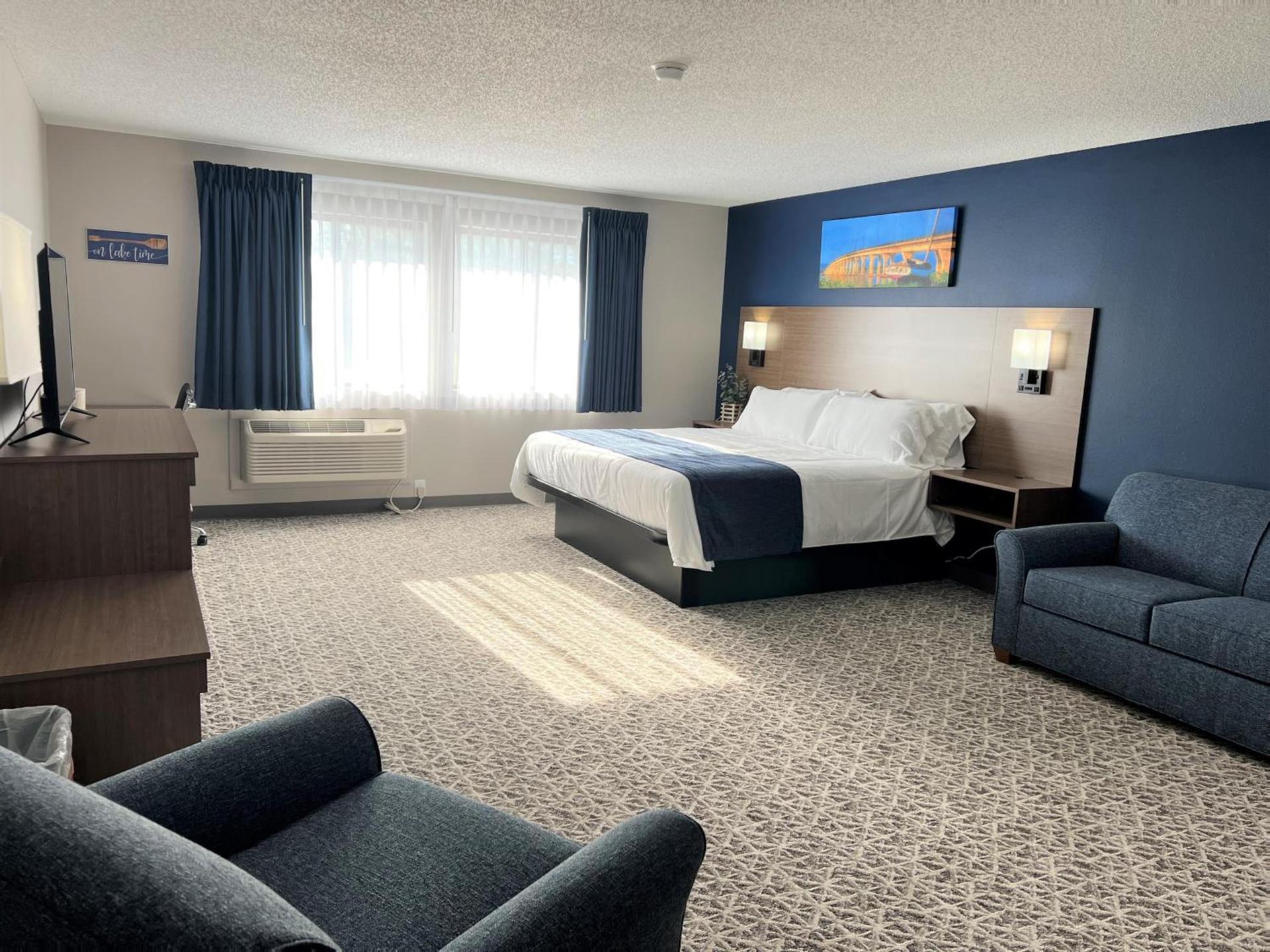 Hilltop Inn & Suites photo 6