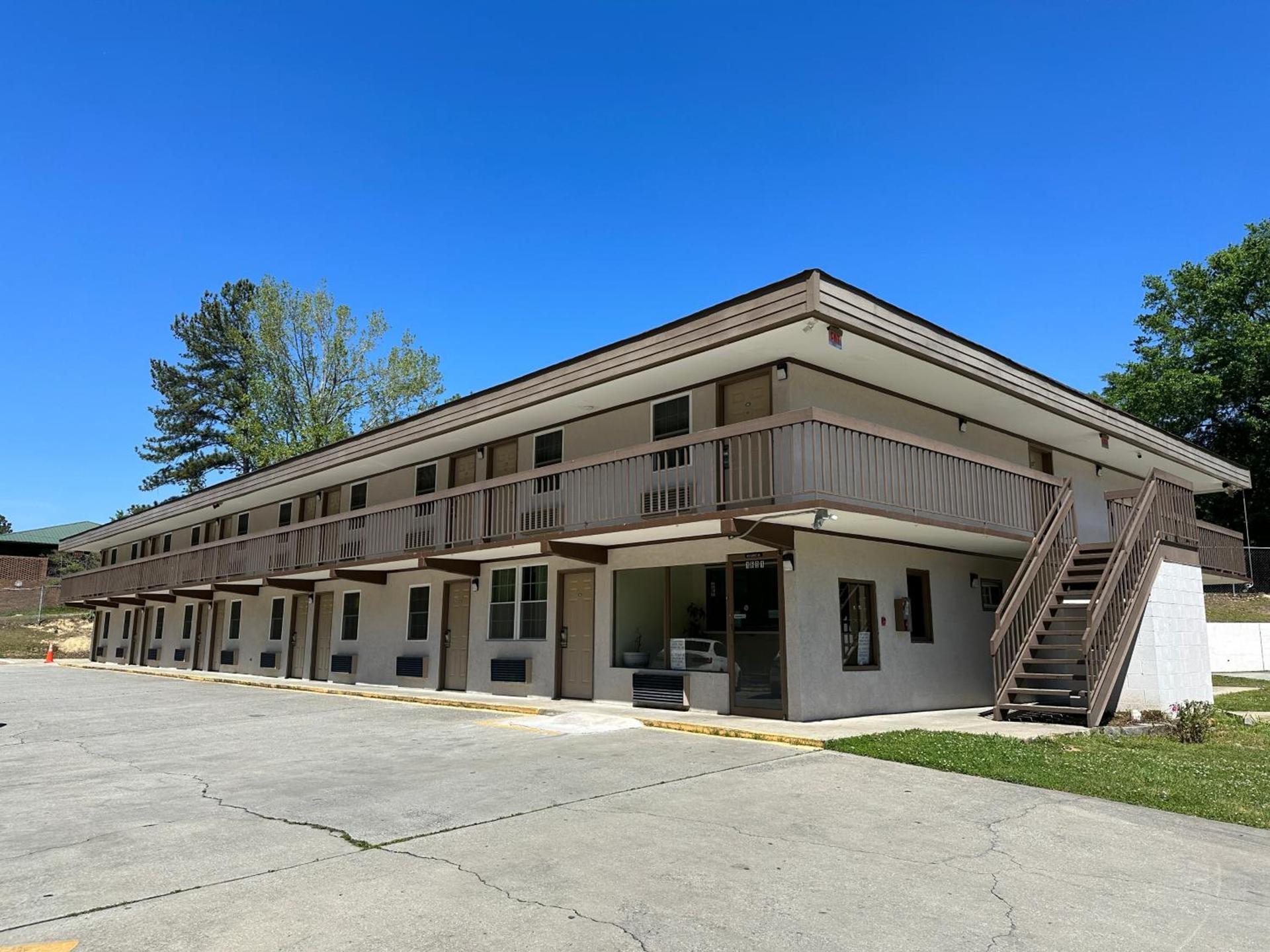 Budget Inn Express photo 1