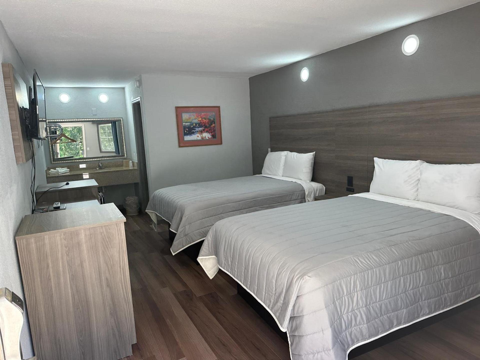 Budget Inn Express photo 5
