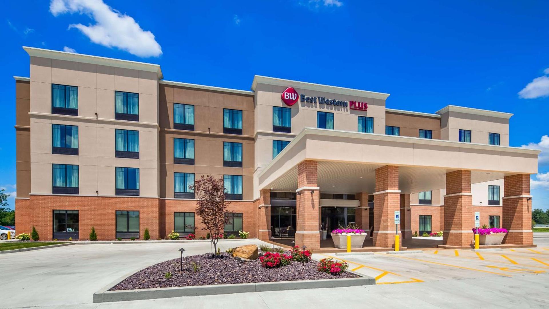 Best Western Plus Centralia Hotel & Suites photo 1