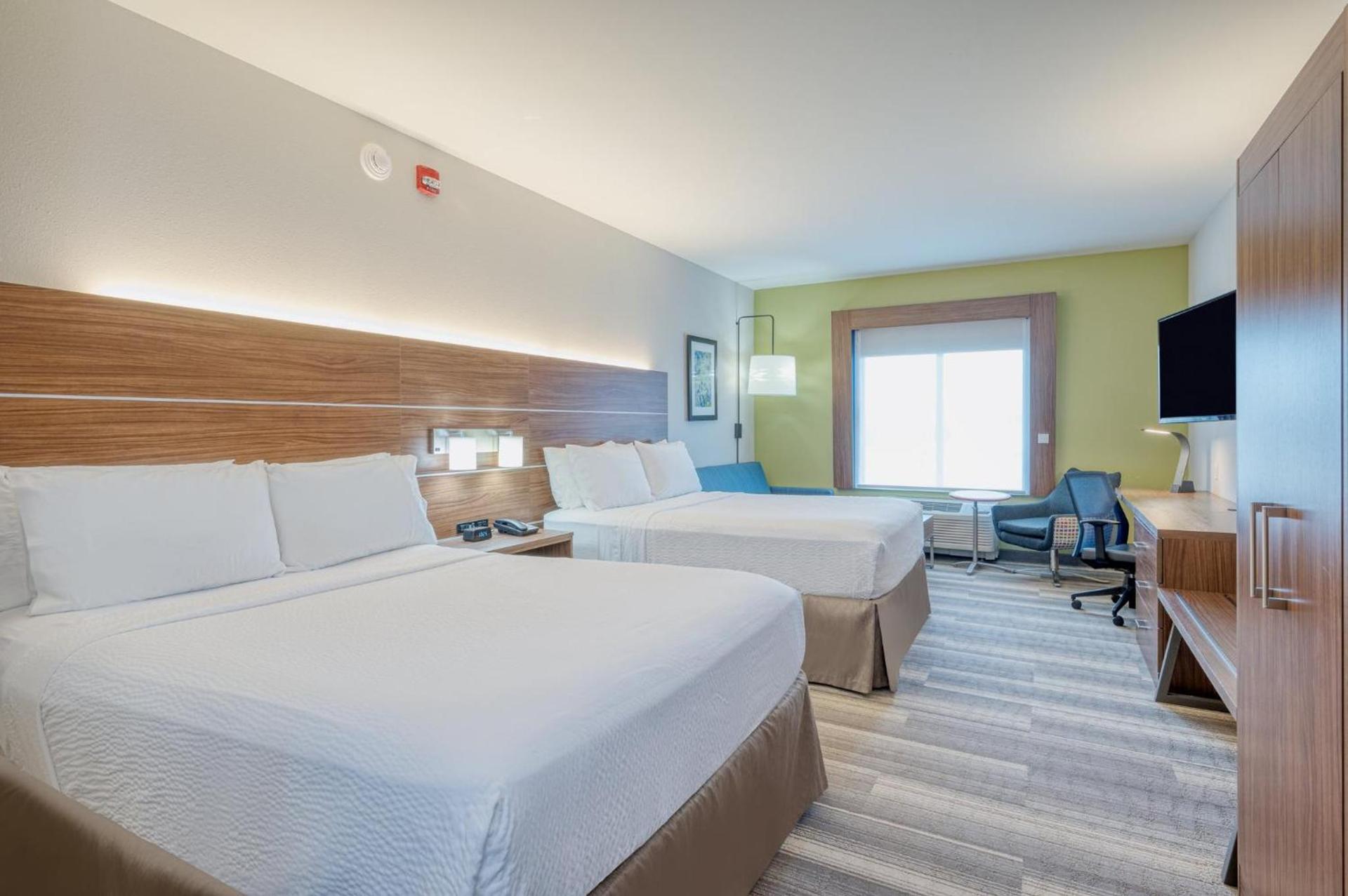 Holiday Inn Express & Suites St. Louis - Chesterfield by IHG photo 40