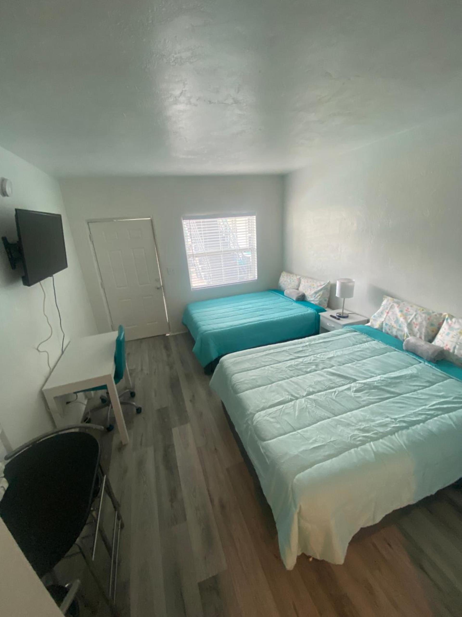 Uptown Inn & Suites photo 15
