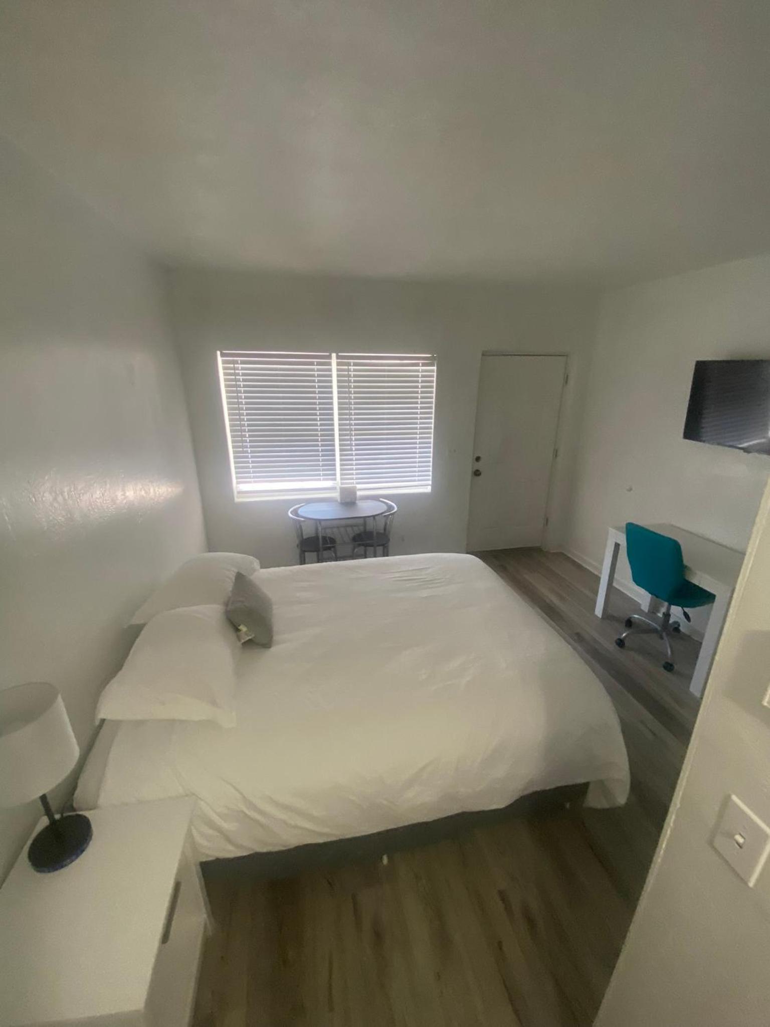 Uptown Inn & Suites photo 23