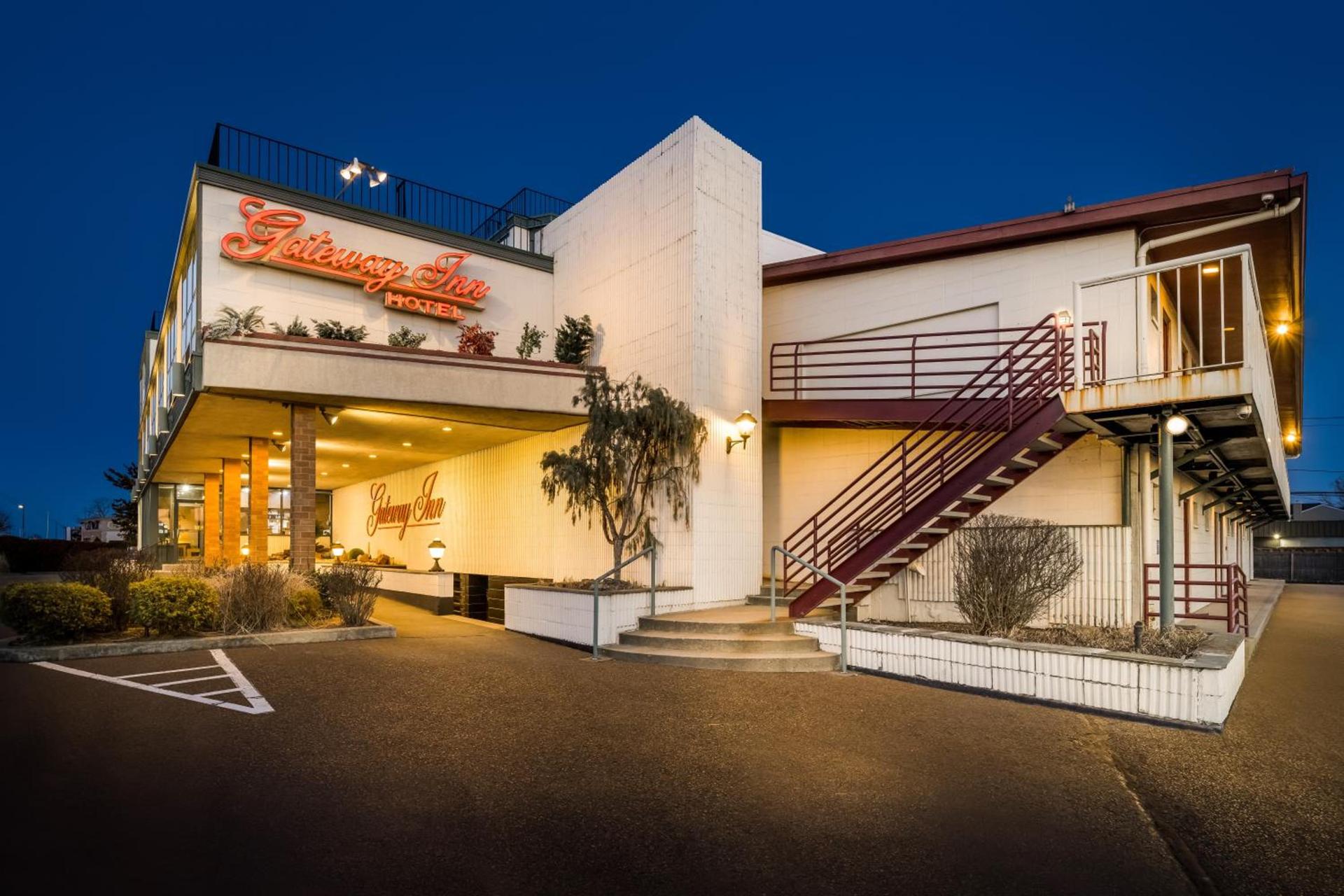 Gateway Inn photo 13