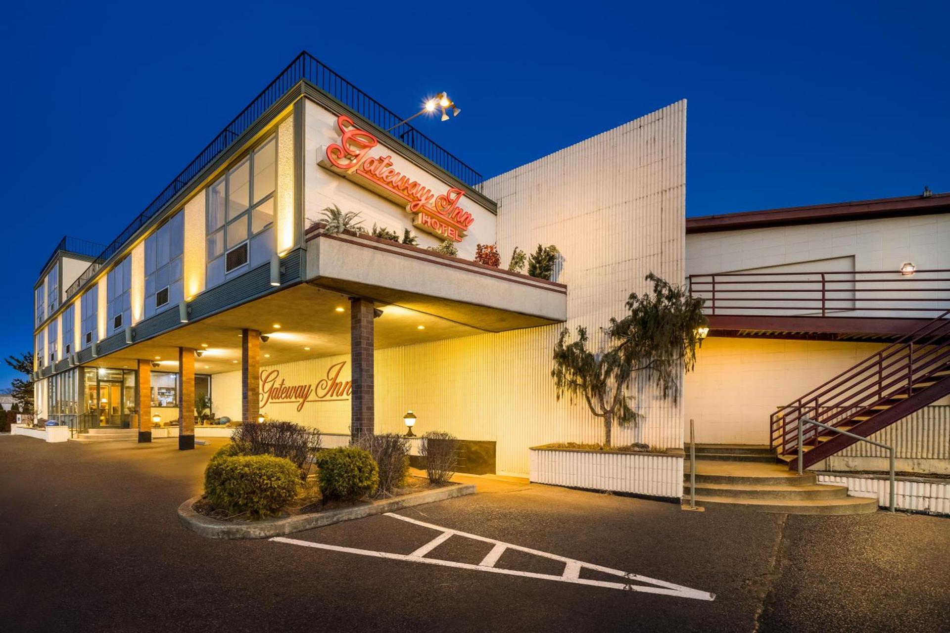 Gateway Inn photo 14