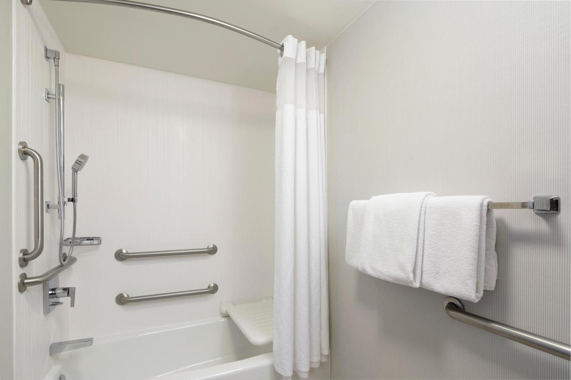 Courtyard by Marriott- Austin Round Rock photo 9