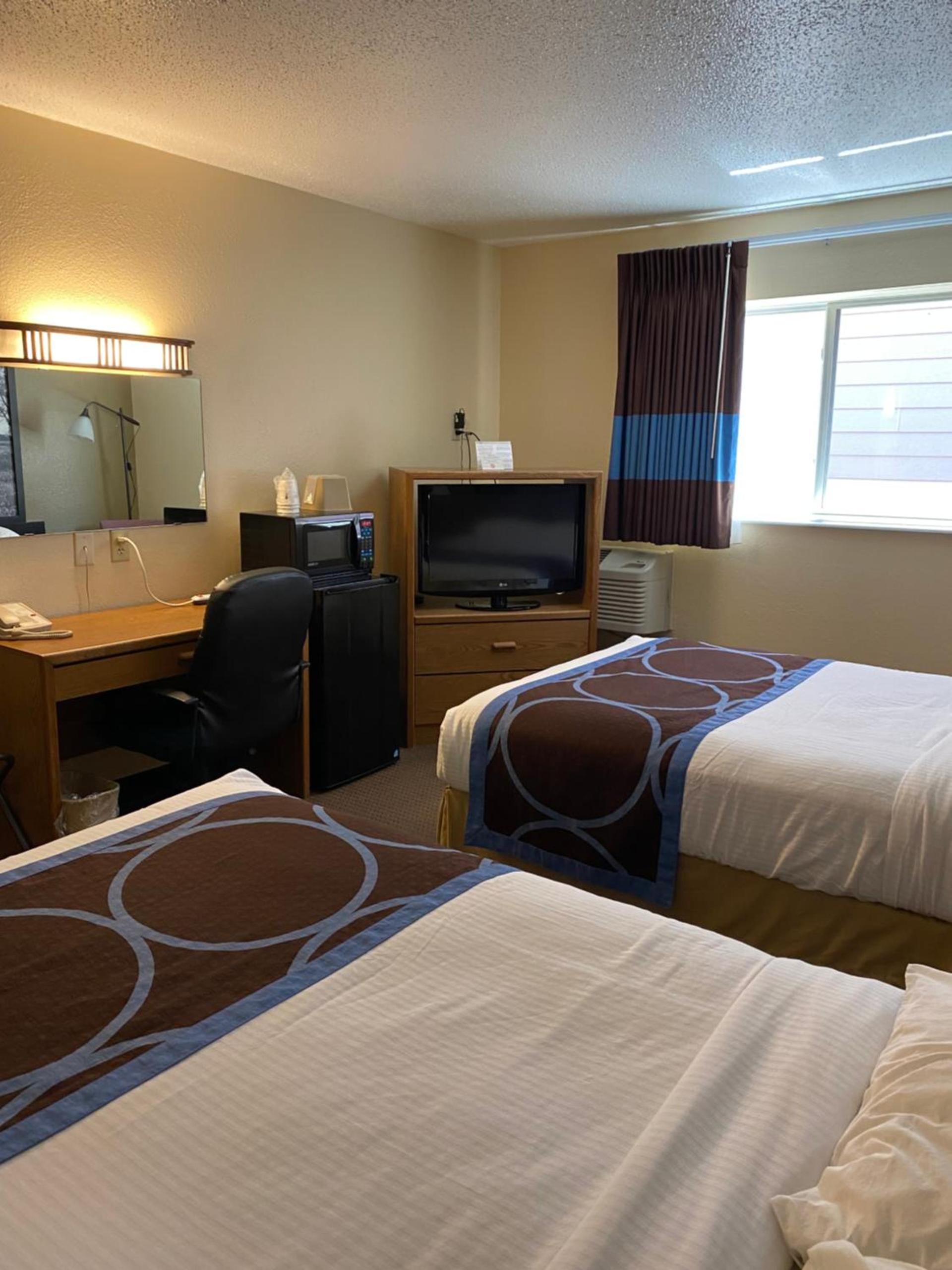 Super 8 by Wyndham Ogallala photo 25