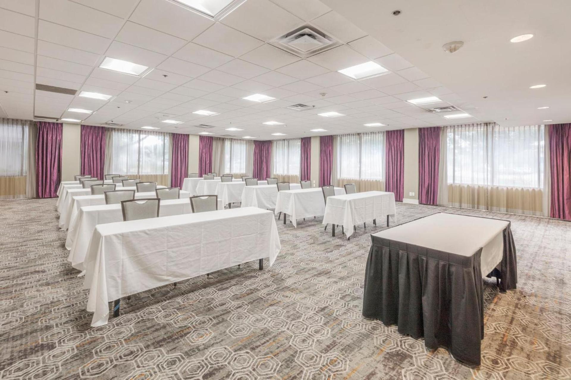 Holiday Inn Austin Midtown by IHG photo 7