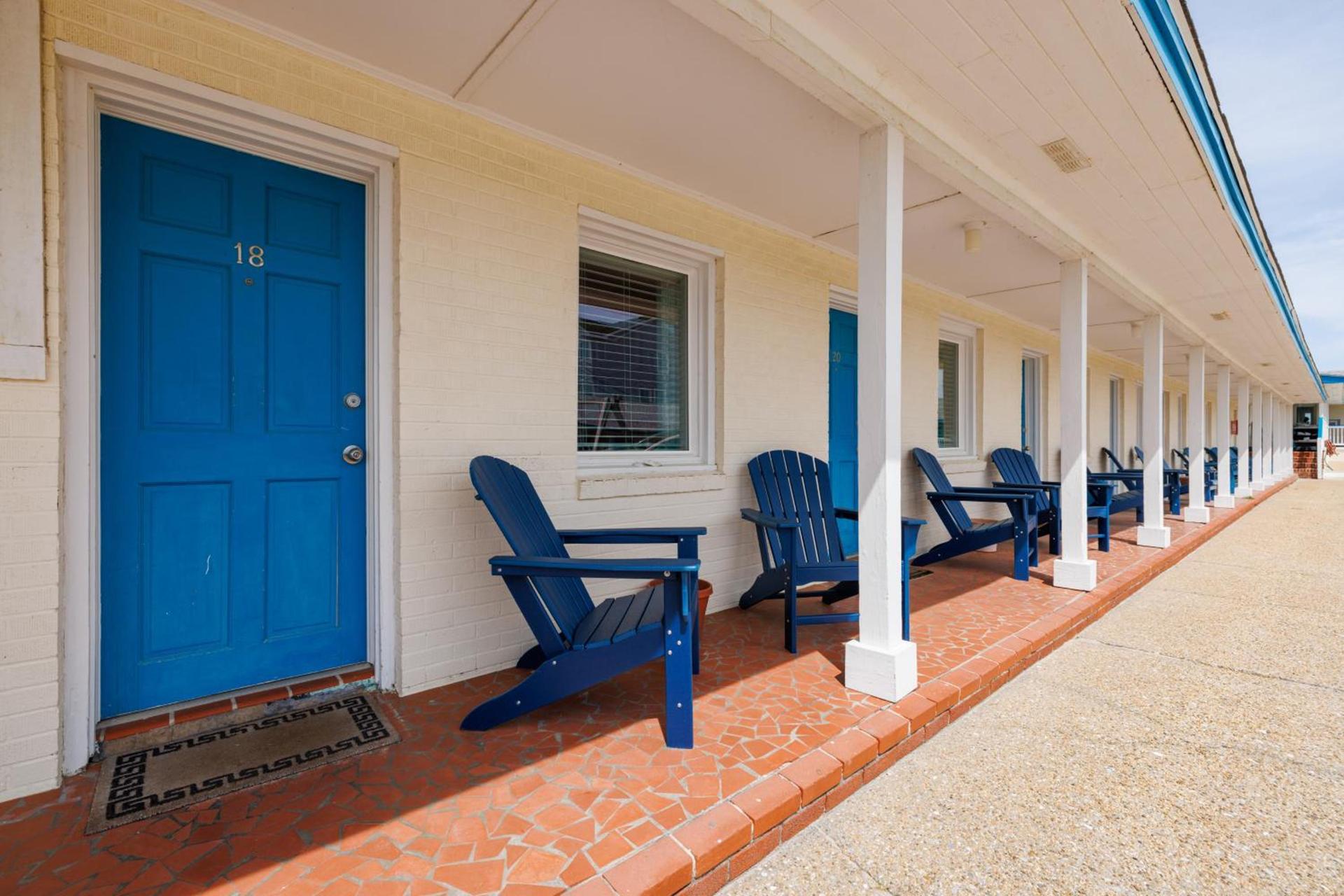 Dolphin Oceanfront Motel - Nags Head photo 32