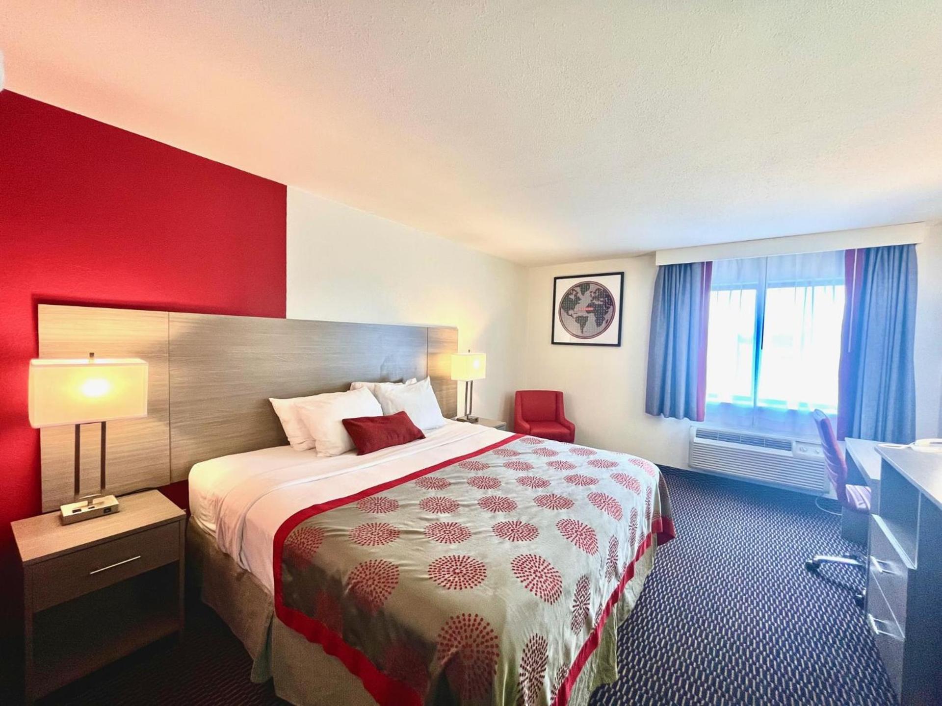 Ramada by Wyndham Columbia photo 43