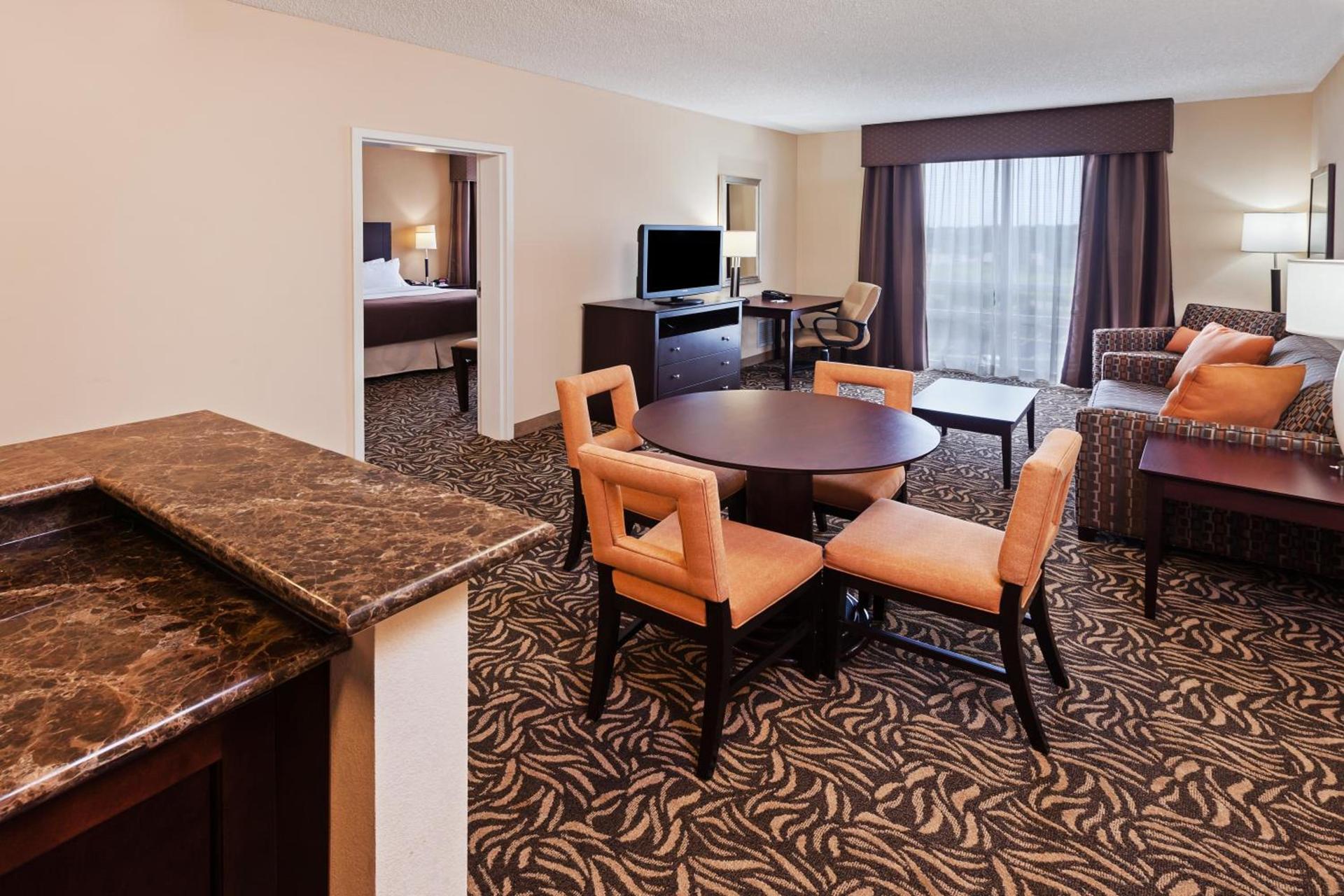 Holiday Inn Ardmore by IHG photo 3