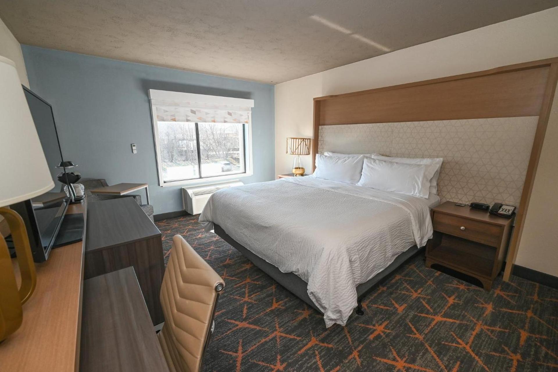 Holiday Inn Cleveland-Mayfield by IHG photo 23