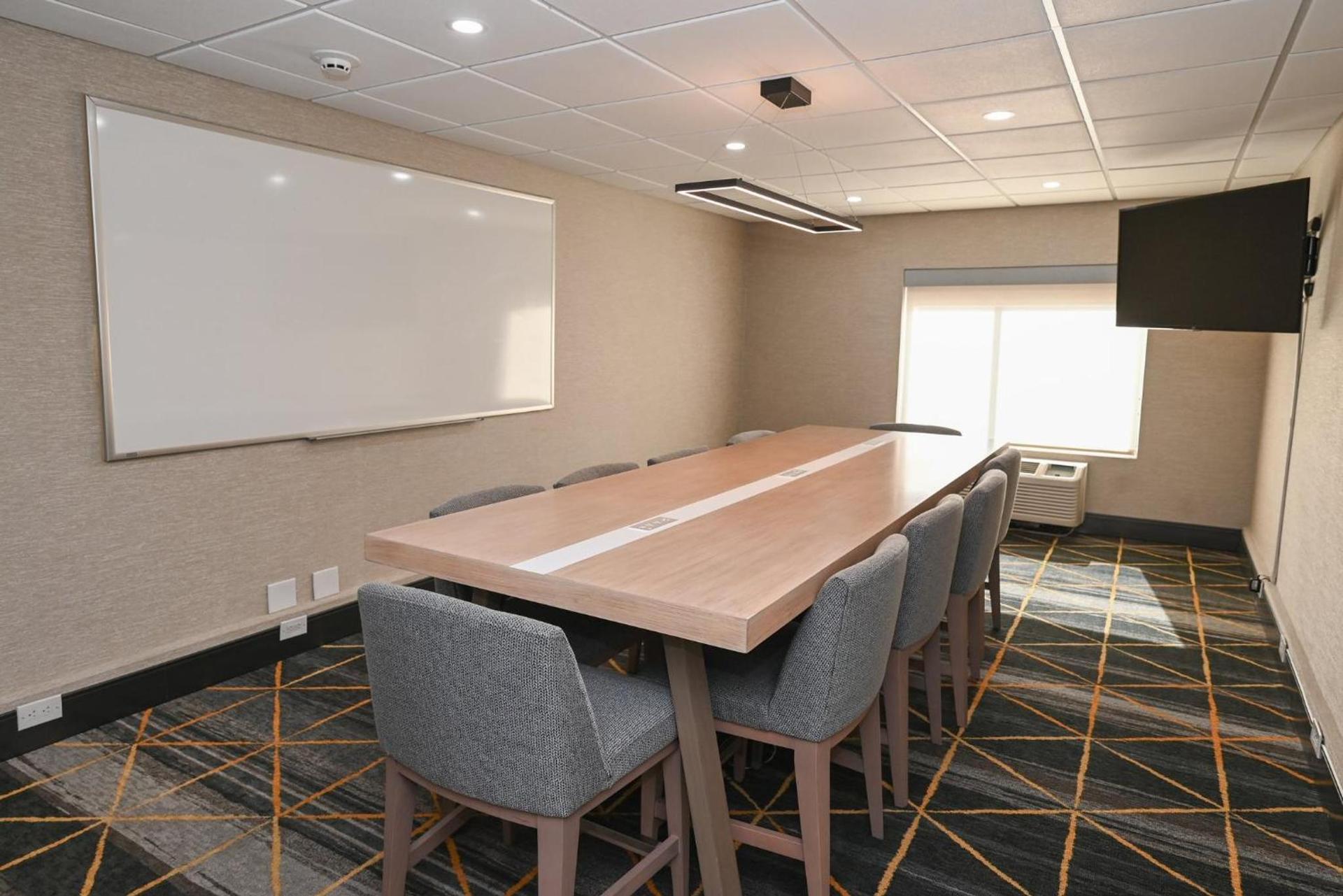Holiday Inn Cleveland-Mayfield by IHG photo 42