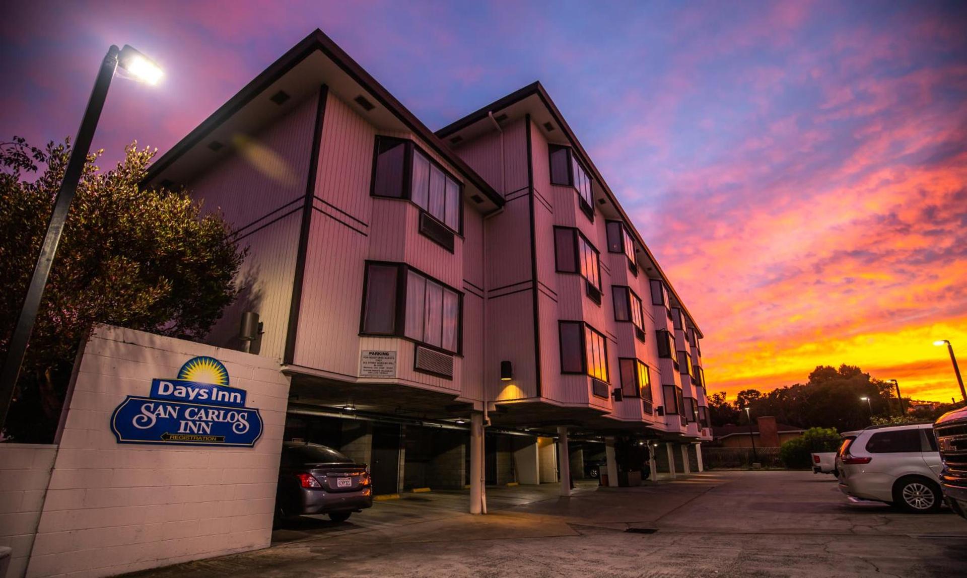 Days Inn by Wyndham Monterey Downtown photo 58