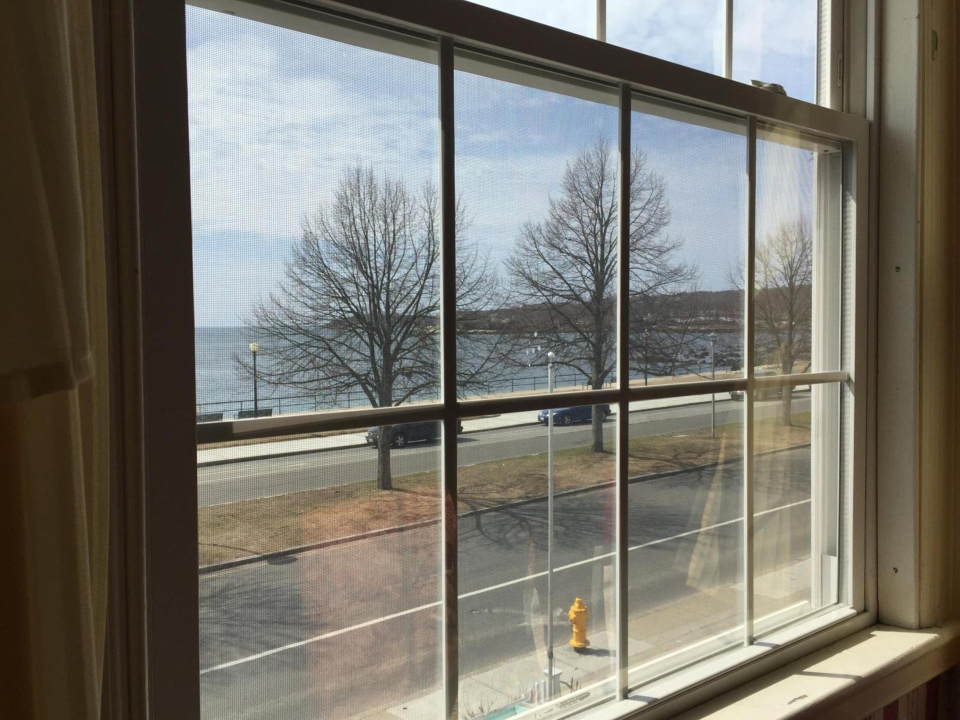 Harborview Inn photo 9
