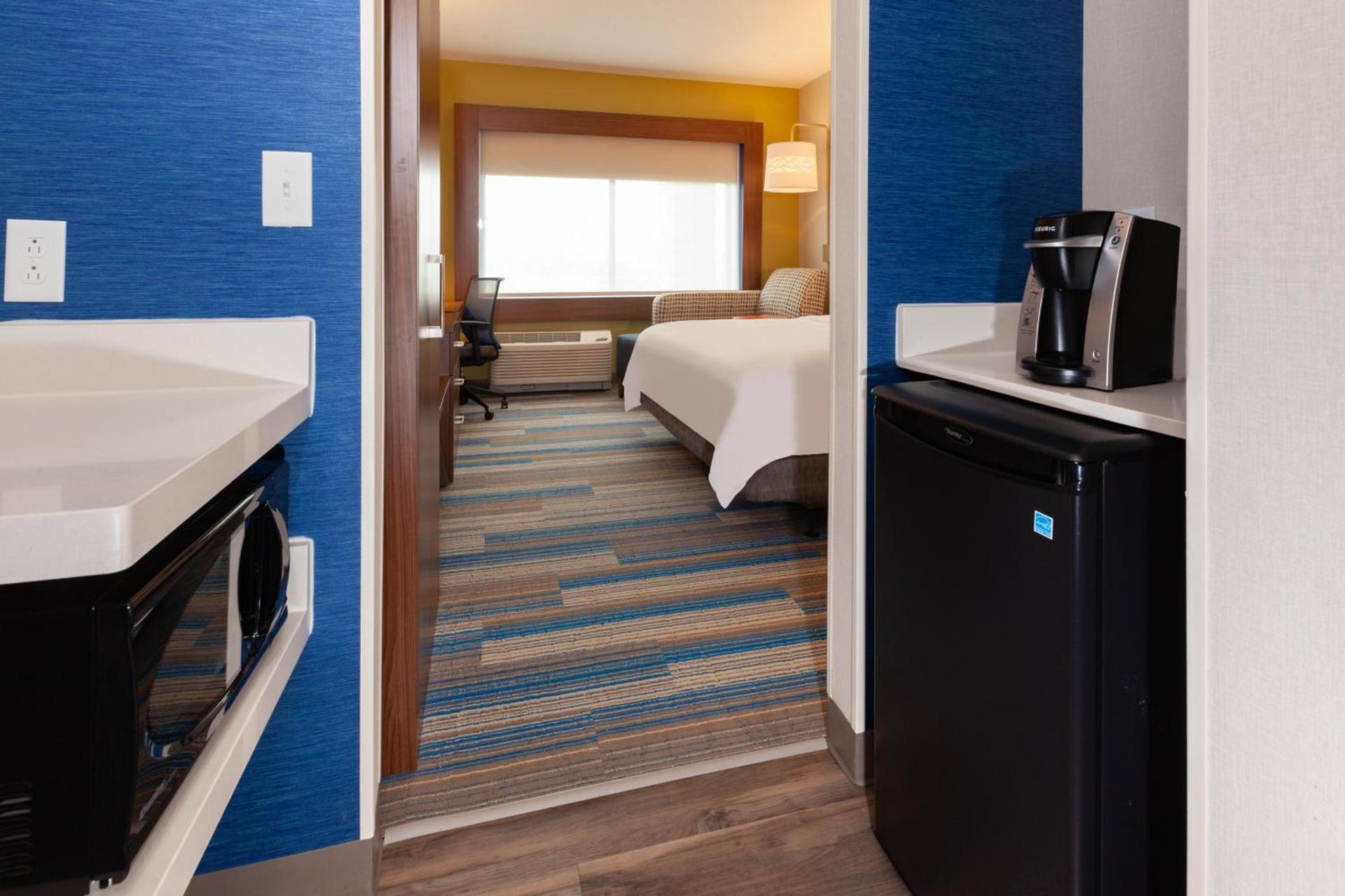 Holiday Inn Express & Suites Brunswick-Harpers Ferry Area by IHG photo 57