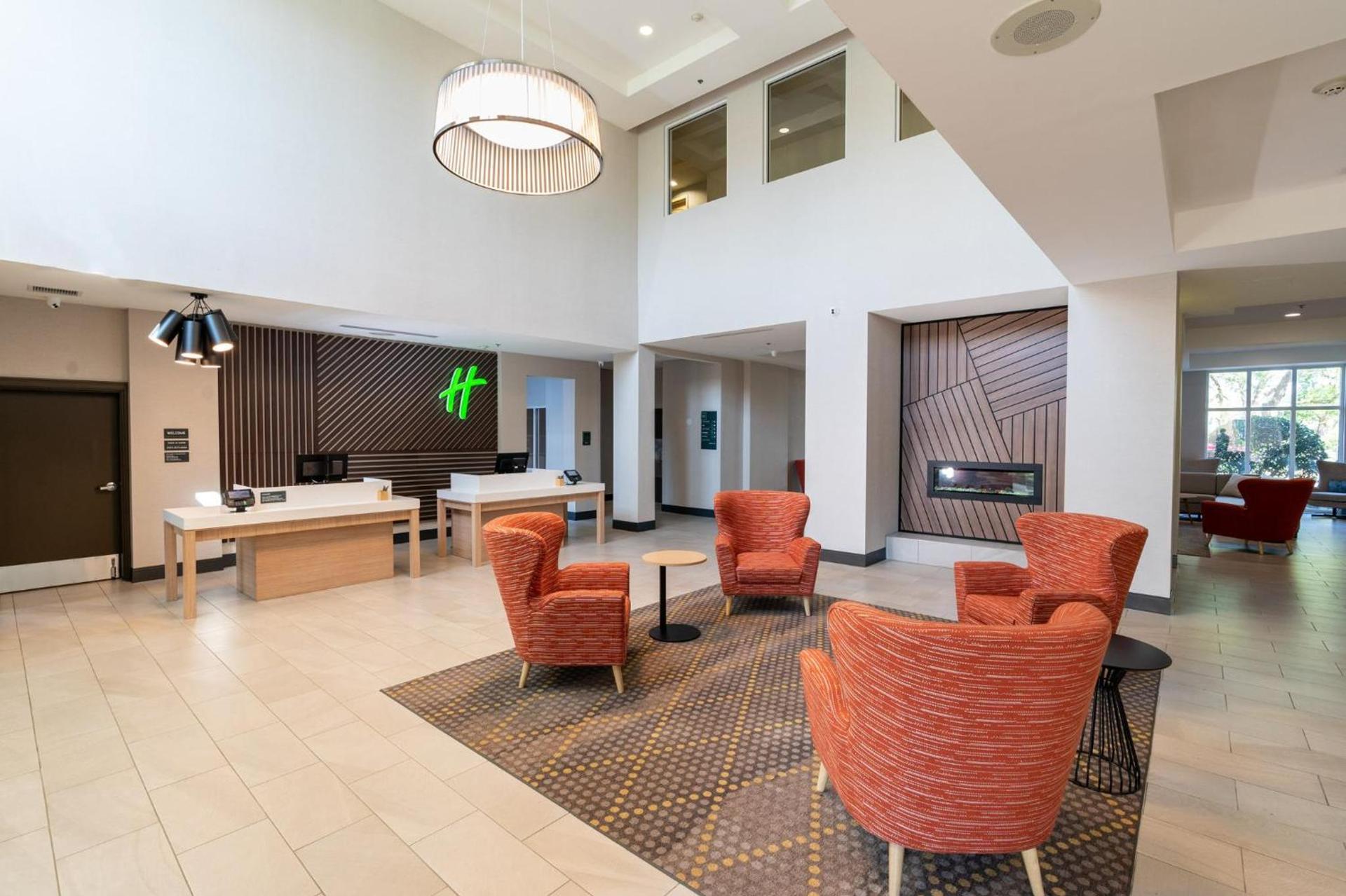 Holiday Inn Daytona Beach LPGA photo 7
