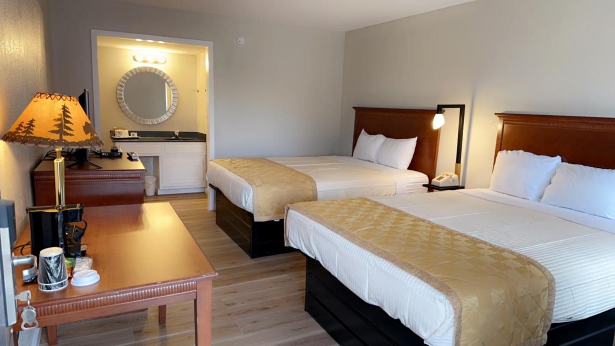 Branson Victorian Inn photo 2