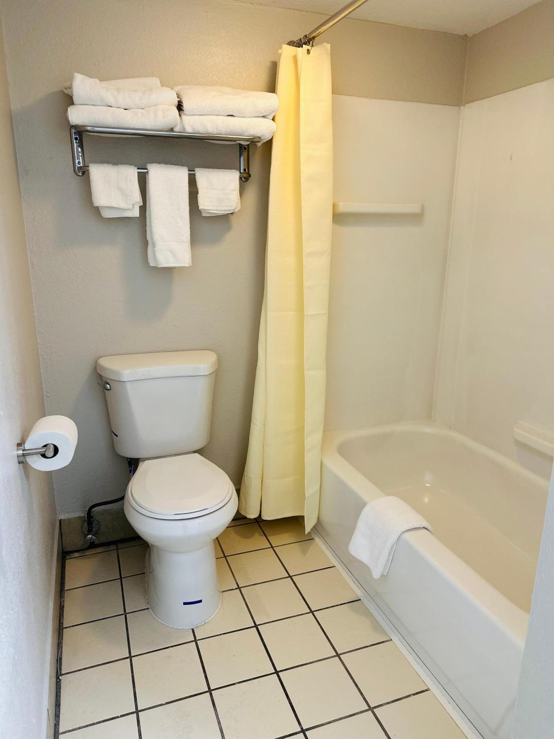 Branson Victorian Inn photo 6
