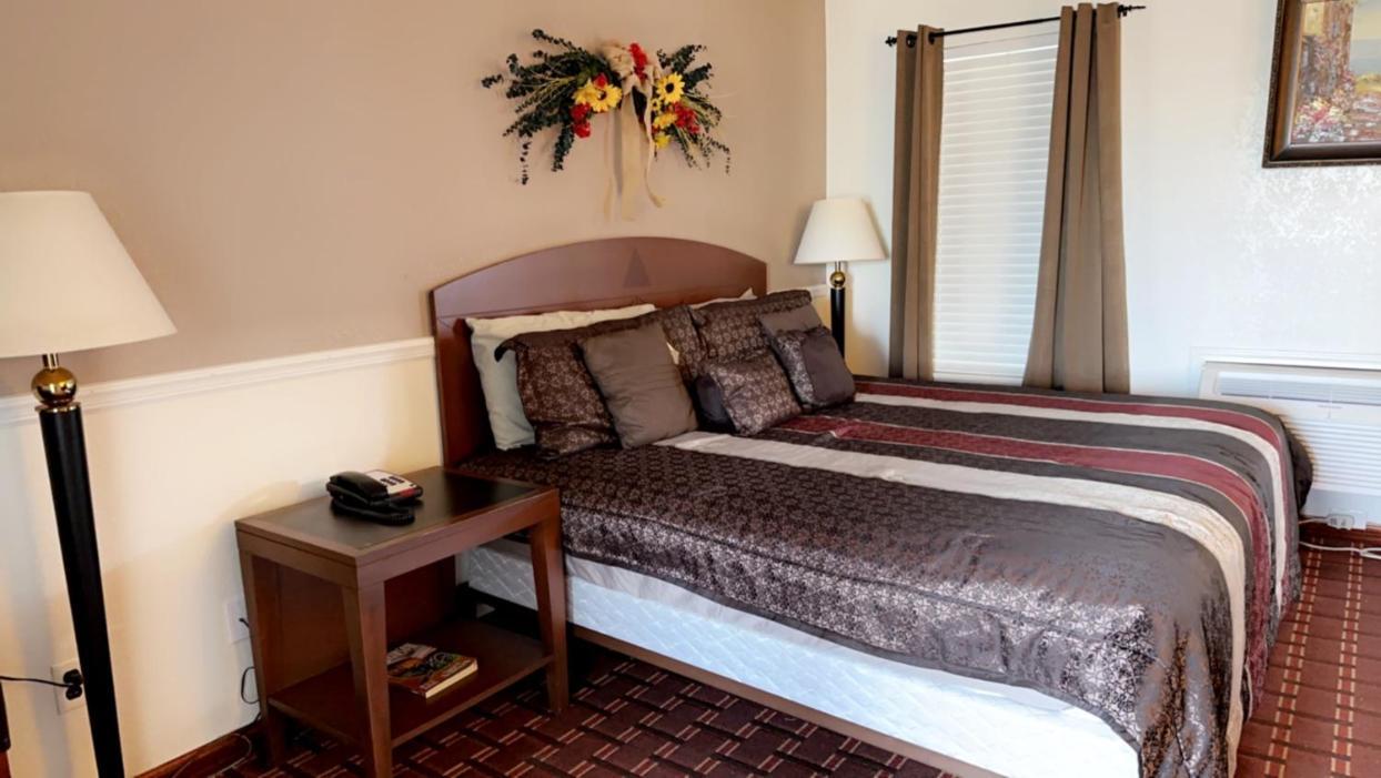 Branson Victorian Inn photo 10
