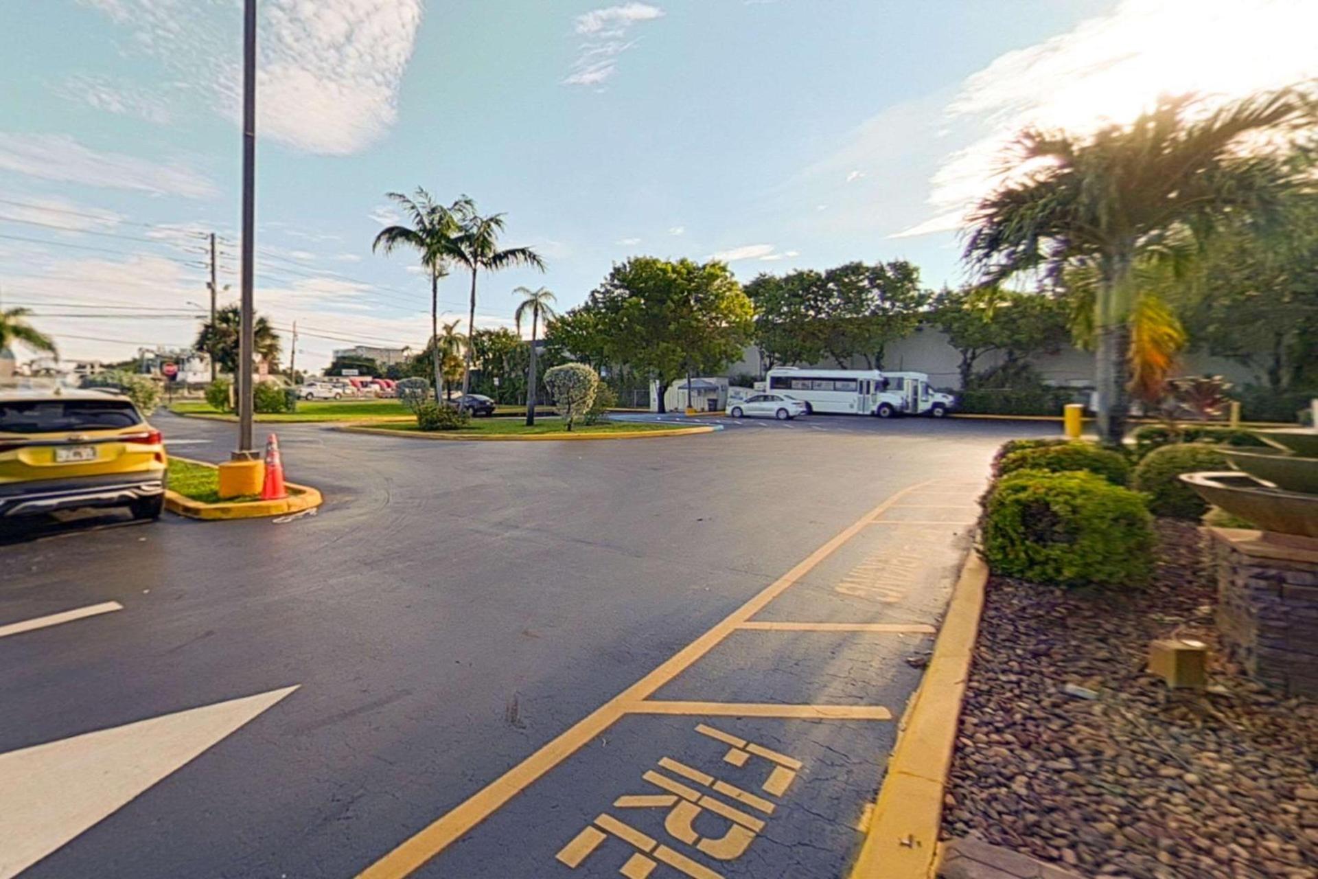 Rodeway Inn & Suites Fort Lauderdale Airport & Cruise Port photo 6