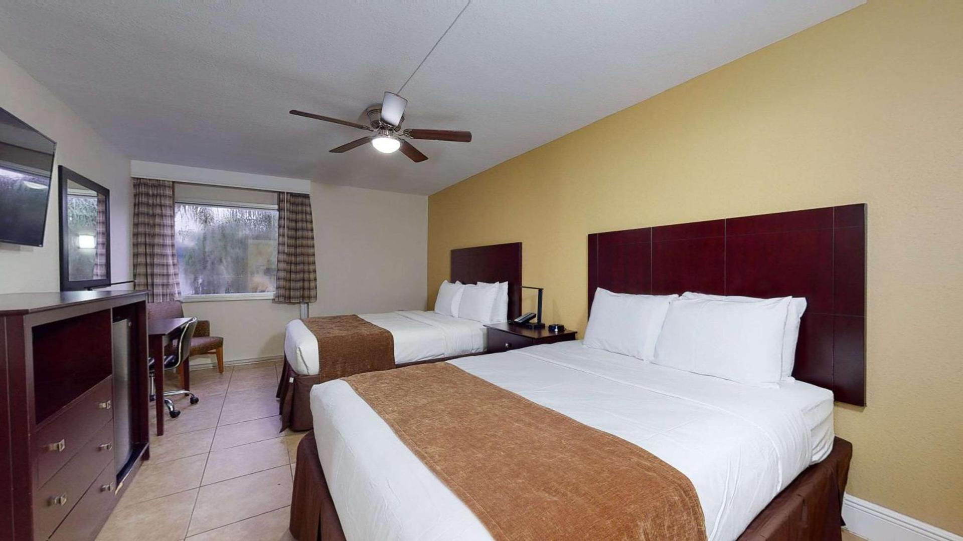 Rodeway Inn & Suites Fort Lauderdale Airport & Cruise Port photo 46