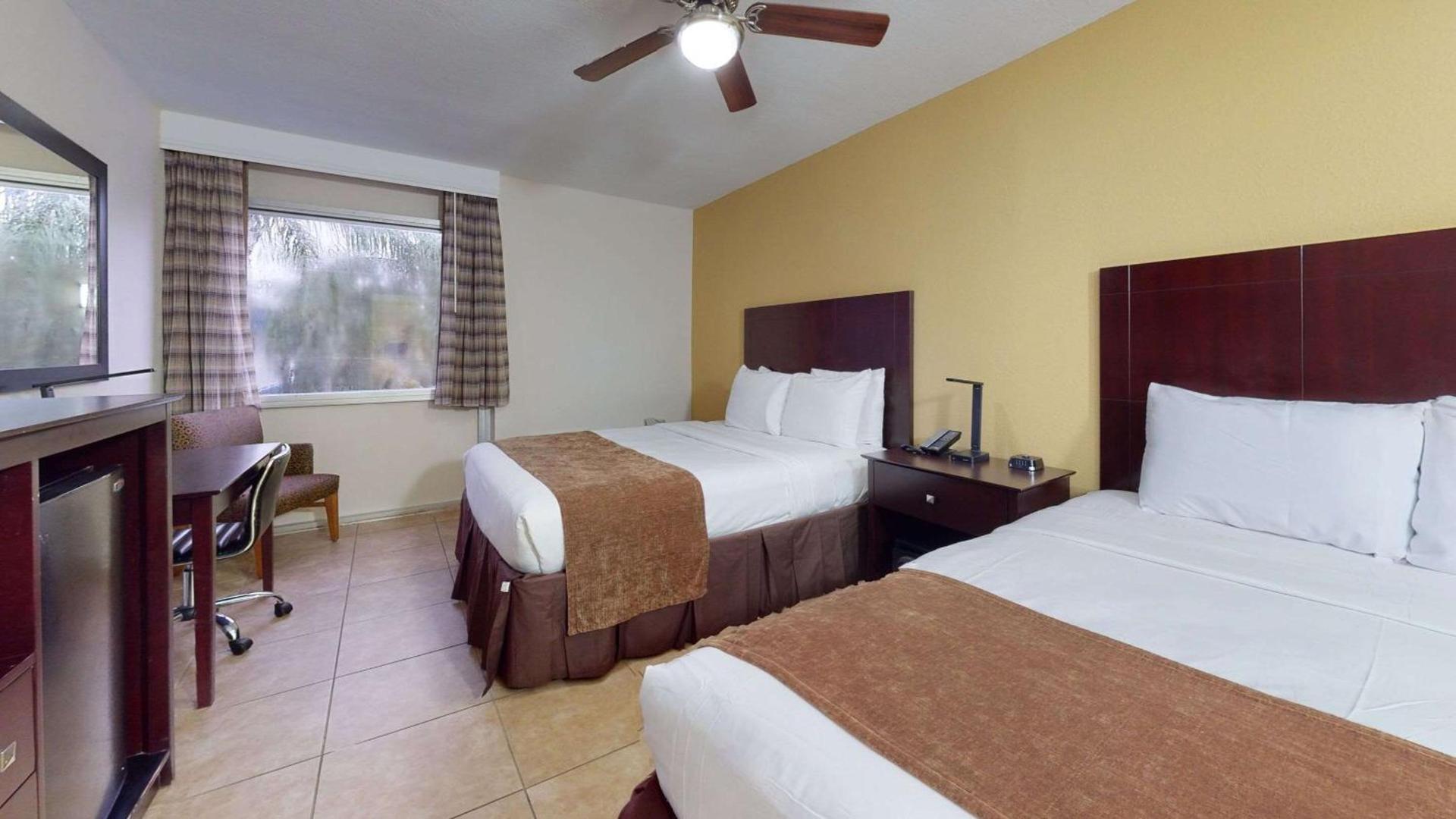 Rodeway Inn & Suites Fort Lauderdale Airport & Cruise Port photo 49