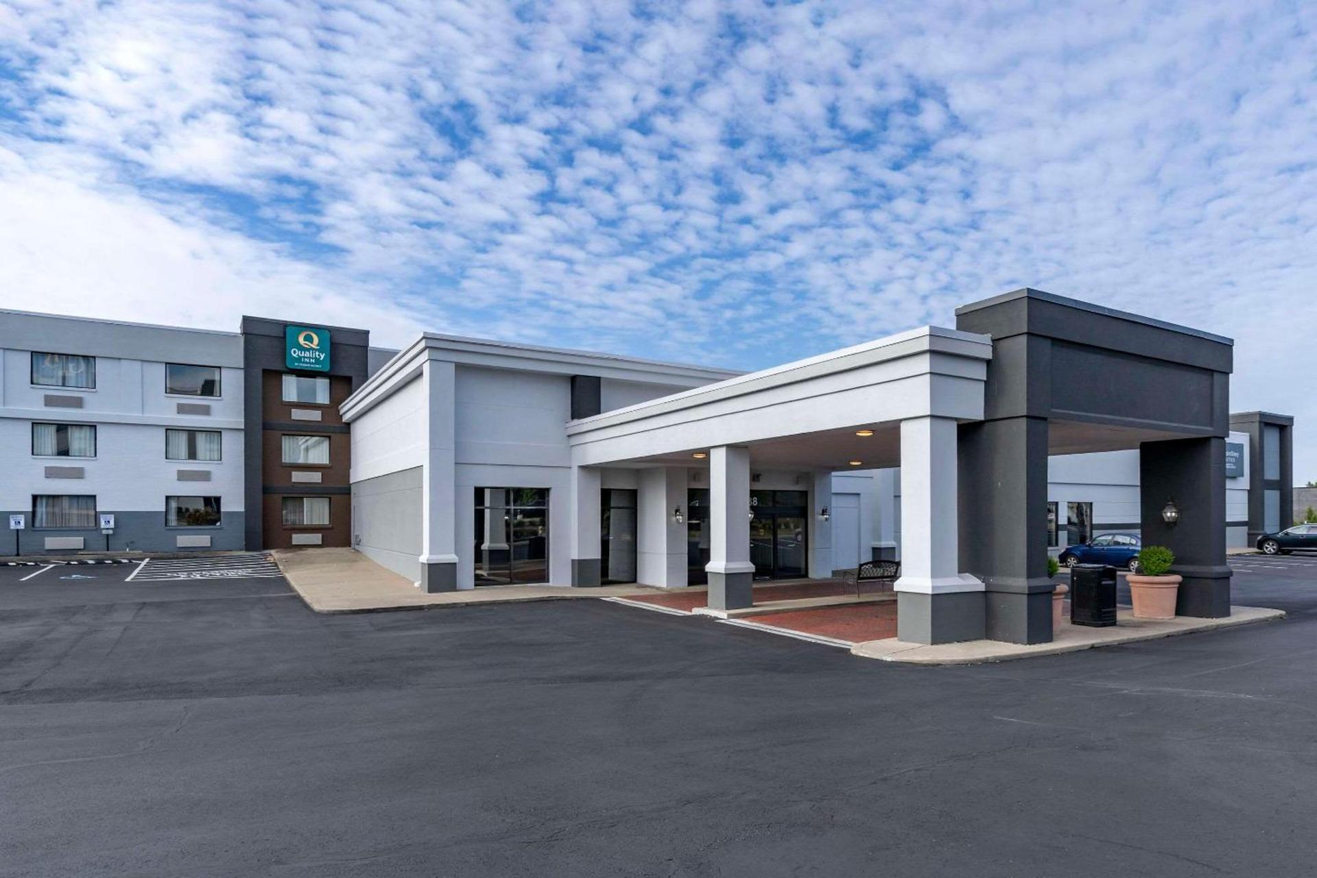 MainStay Suites Lexington I-75 photo 1