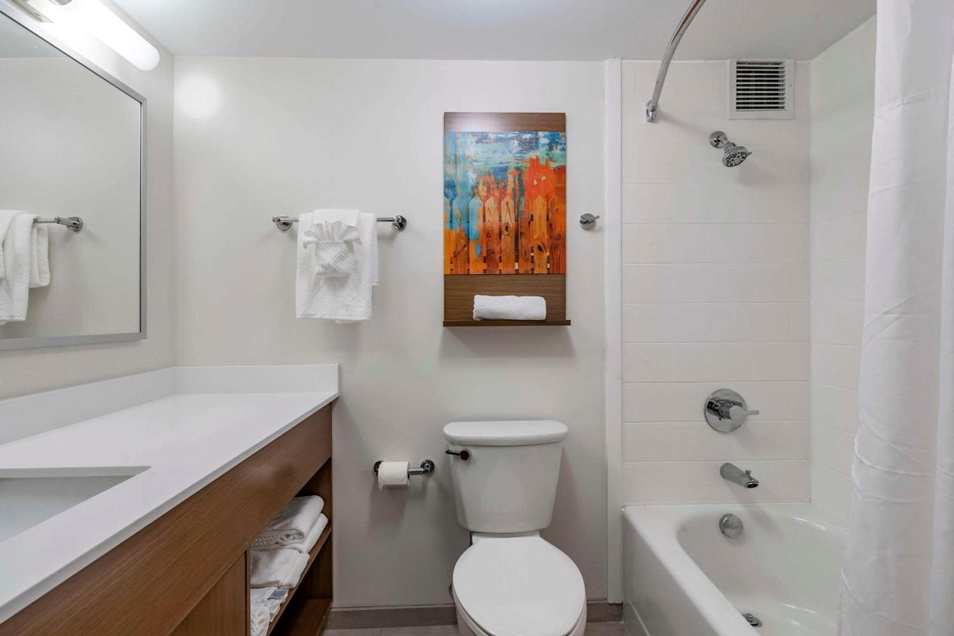MainStay Suites Lexington I-75 photo 7