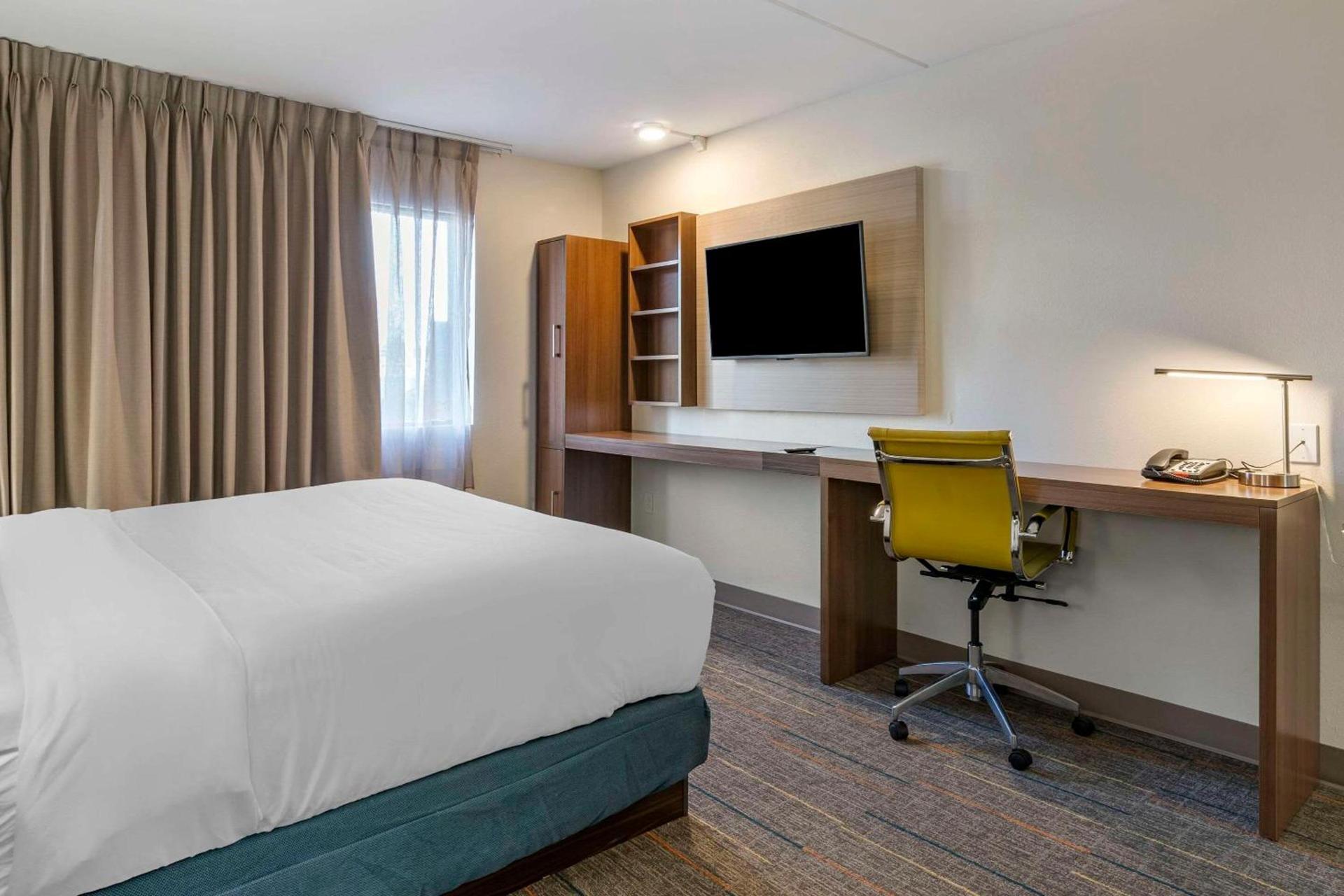 MainStay Suites Lexington I-75 photo 13