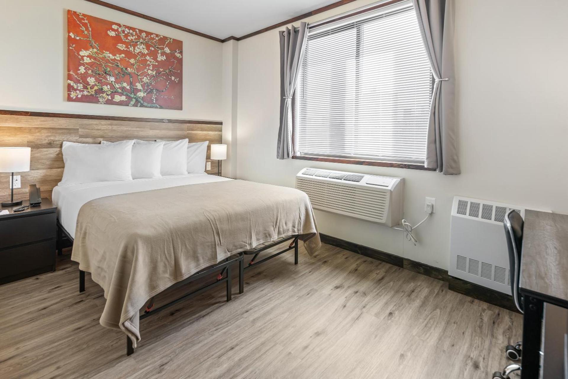Highbridge Hotel photo 11