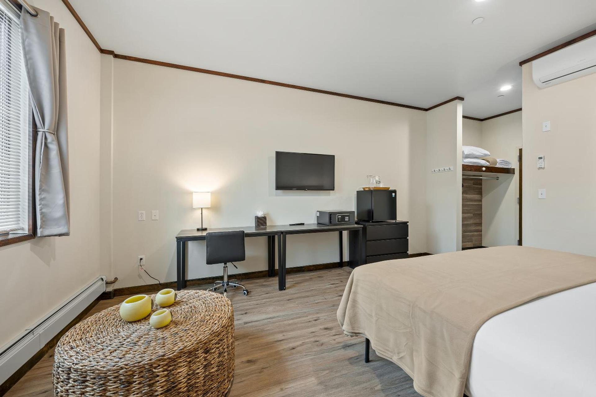 Highbridge Hotel photo 21