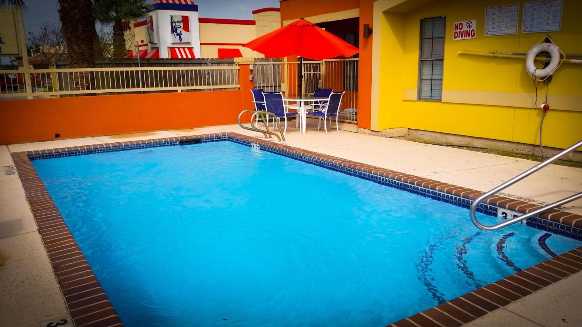 La Copa Inn Brownsville photo 4