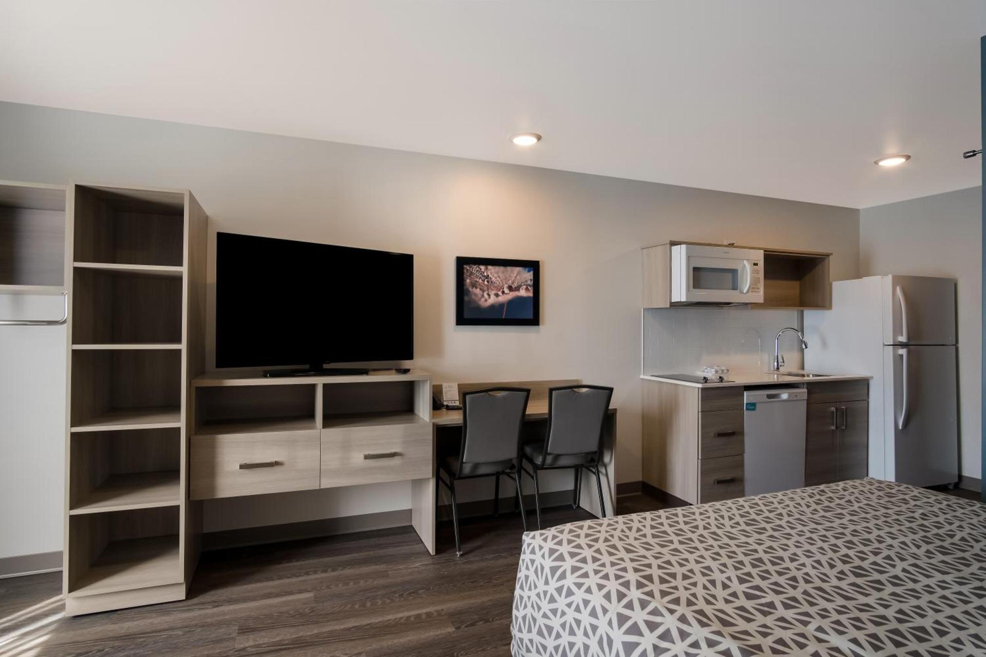 WoodSpring Suites Grand Rapids Kentwood photo 27