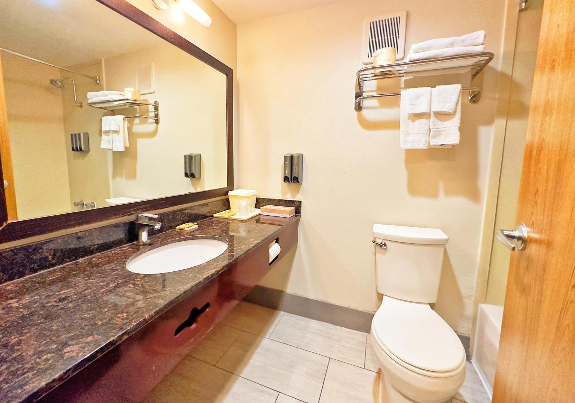 Lincoln Hotel Monterey Park Los Angeles photo 16