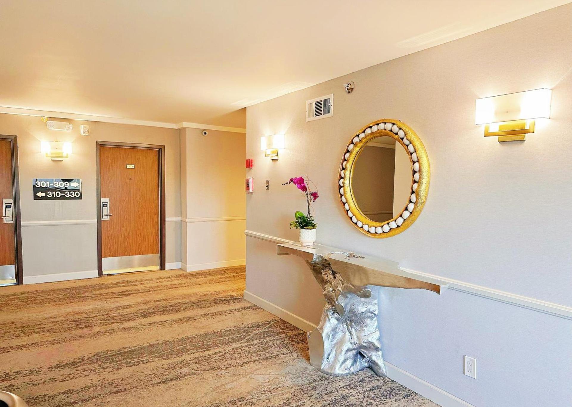 Lincoln Hotel Monterey Park Los Angeles photo 39