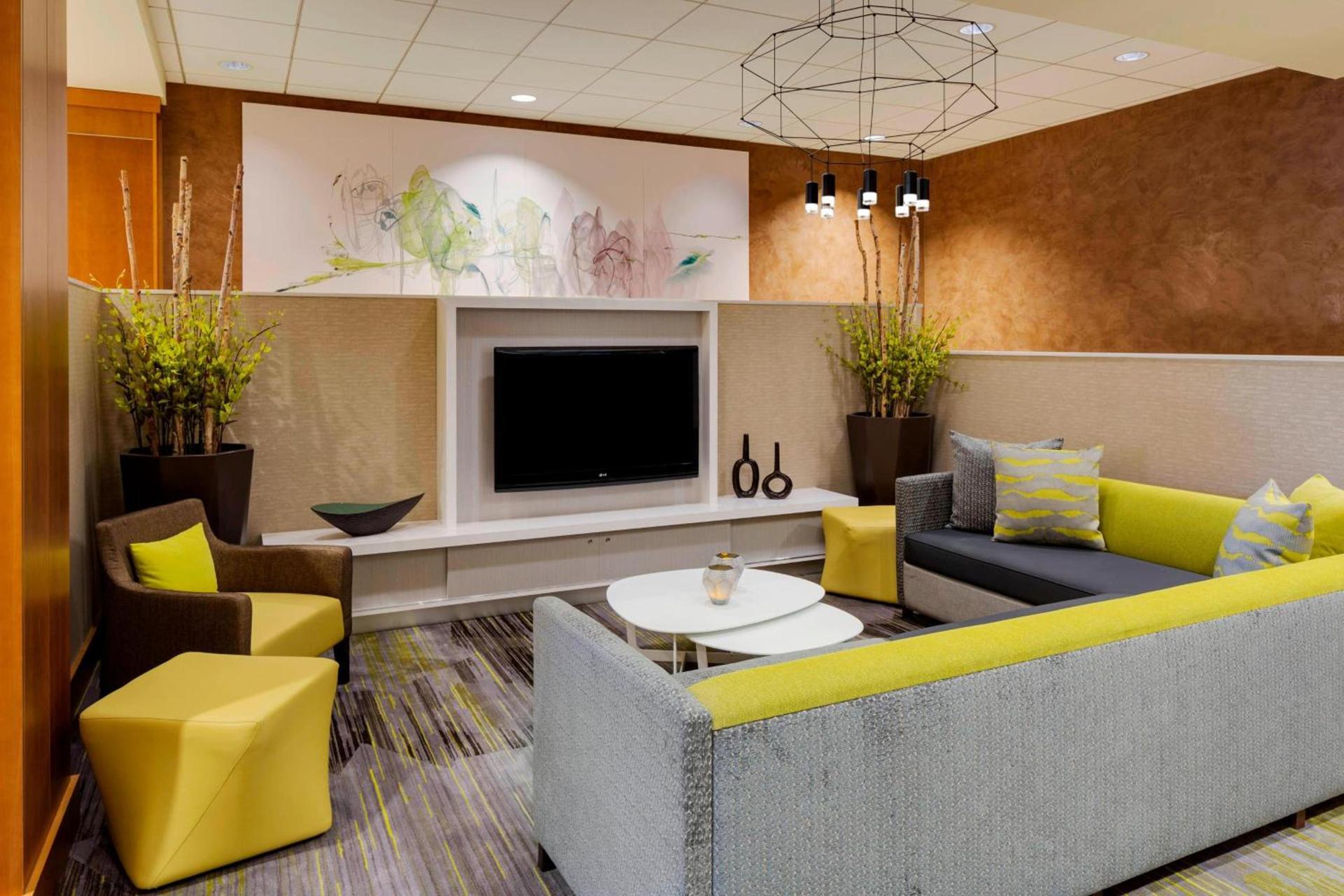 Courtyard by Marriott Boston Logan Airport photo 31