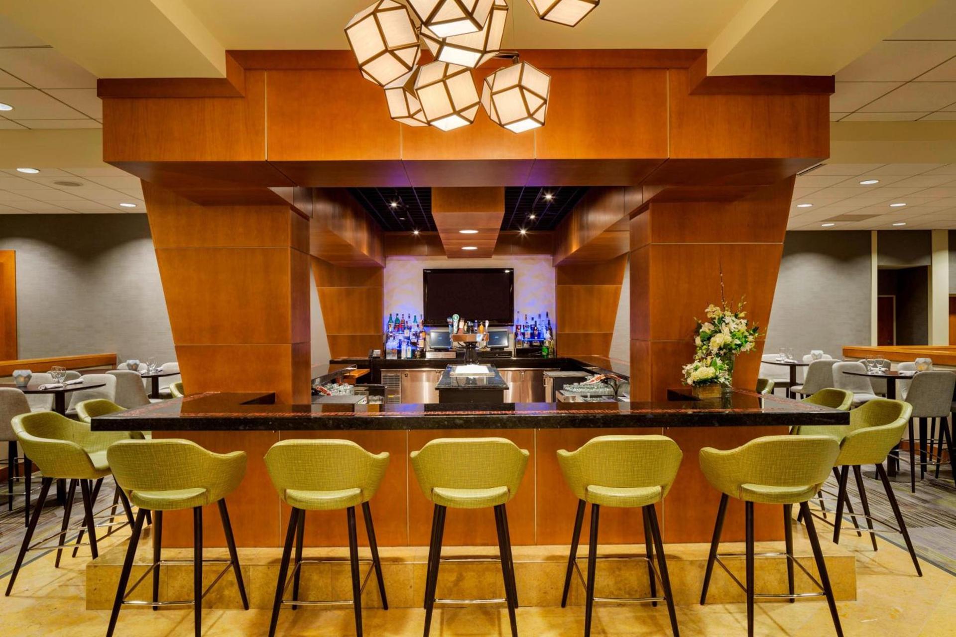 Courtyard by Marriott Boston Logan Airport photo 38