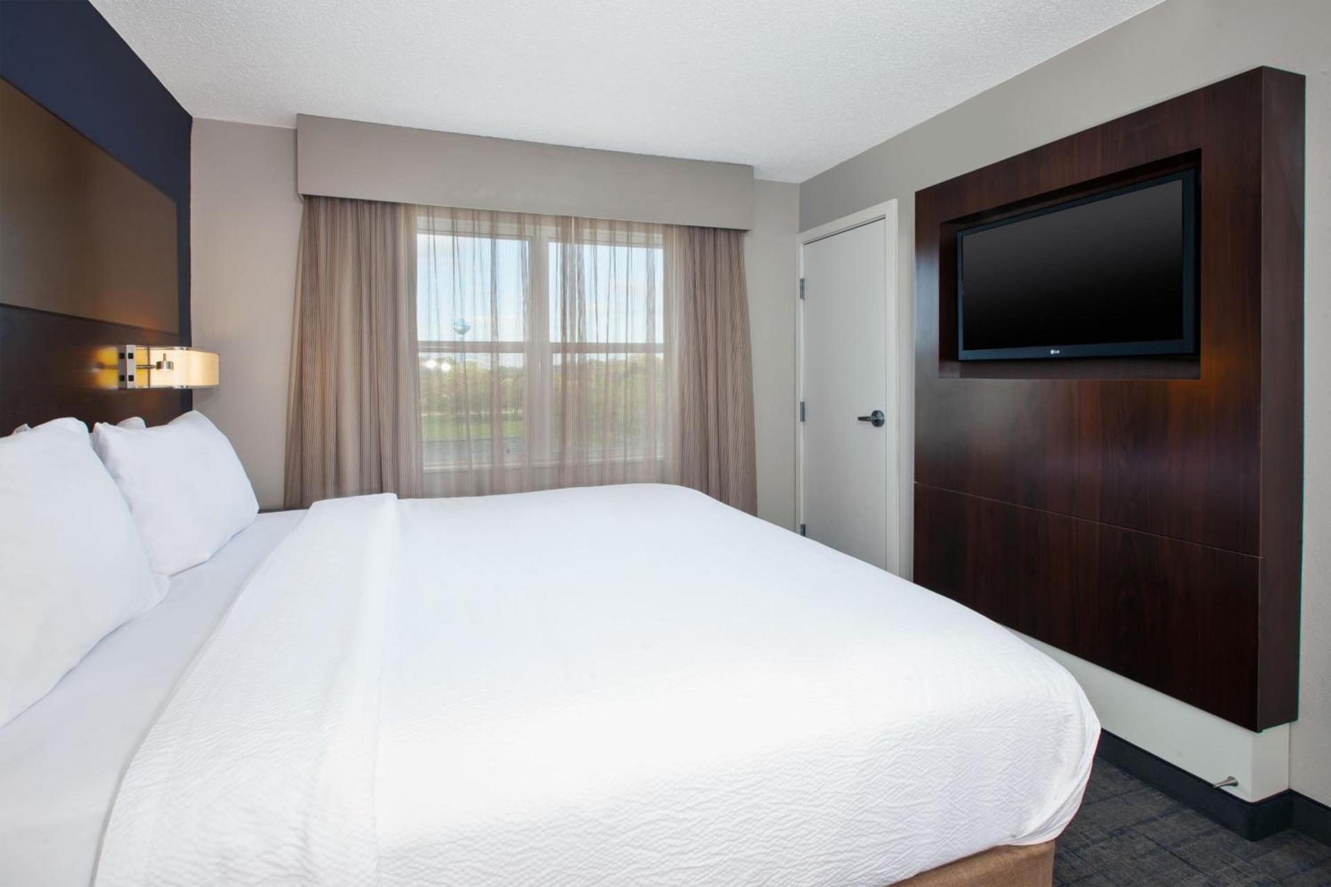 Residence Inn by Marriott Ann Arbor North photo 12