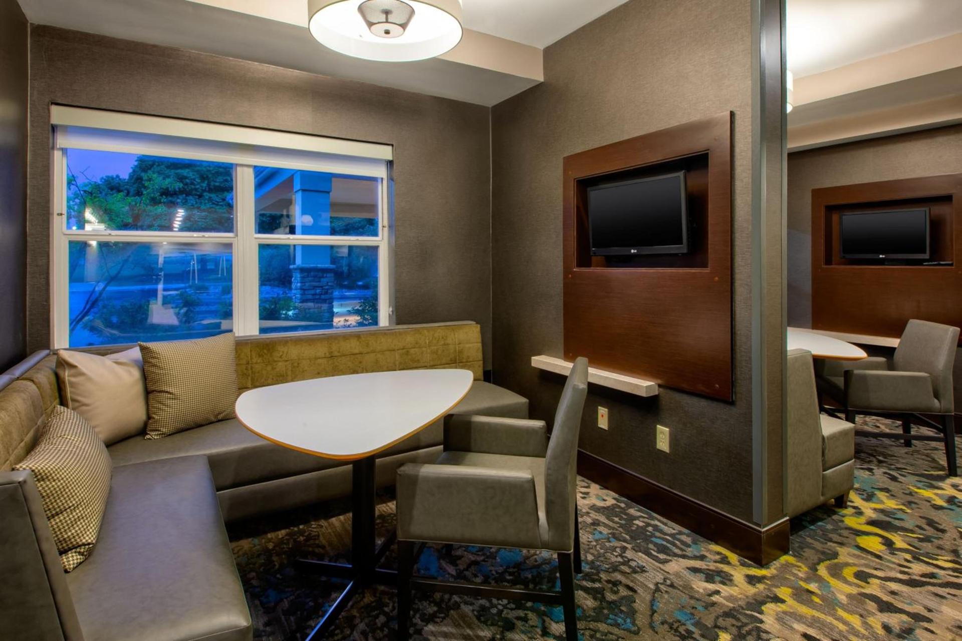Residence Inn by Marriott Ann Arbor North photo 21