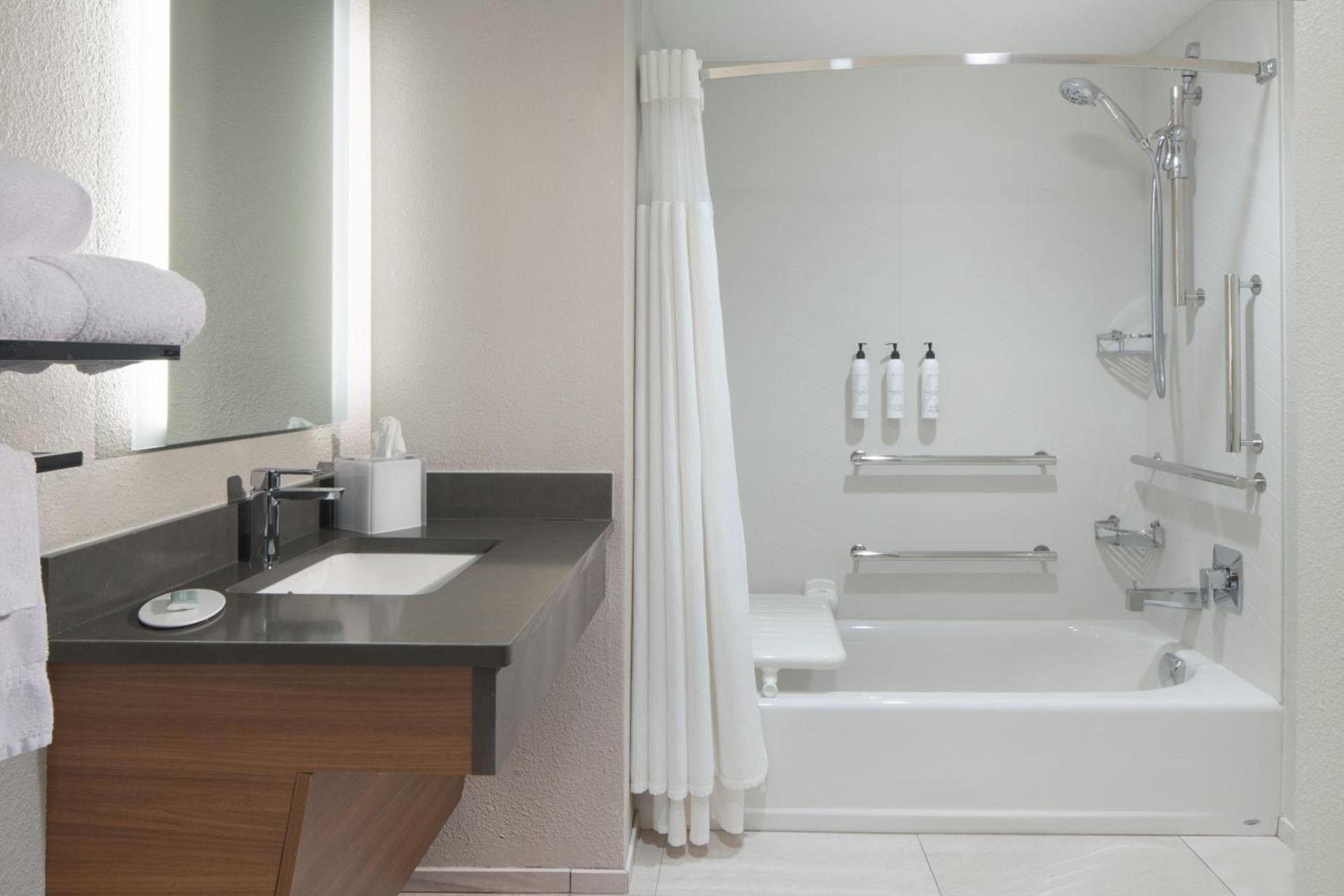 Fairfield Inn & Suites by Marriott Charleston photo 29